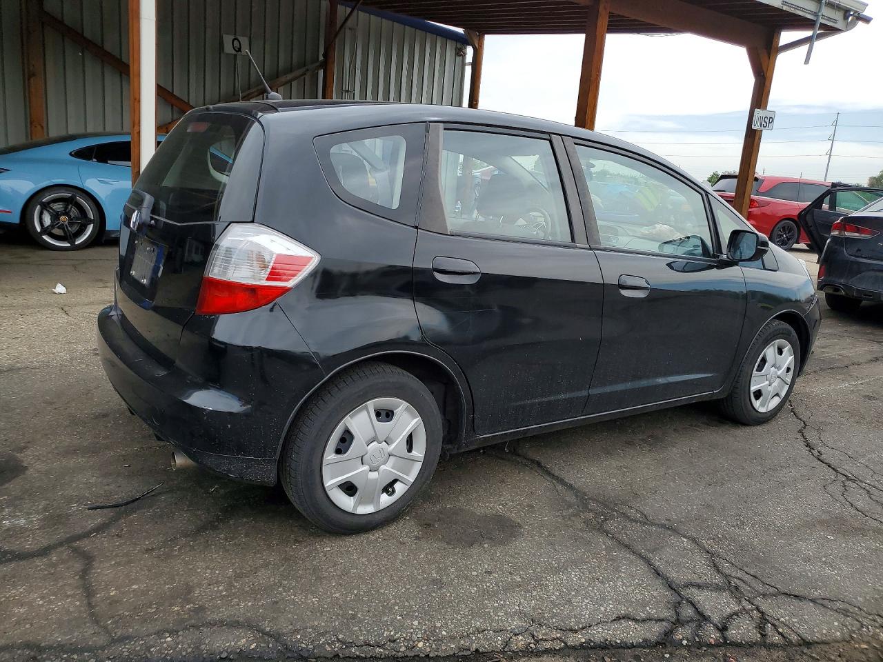 2013 Honda Fit Черный vin: JHMGE8H3XDC069276