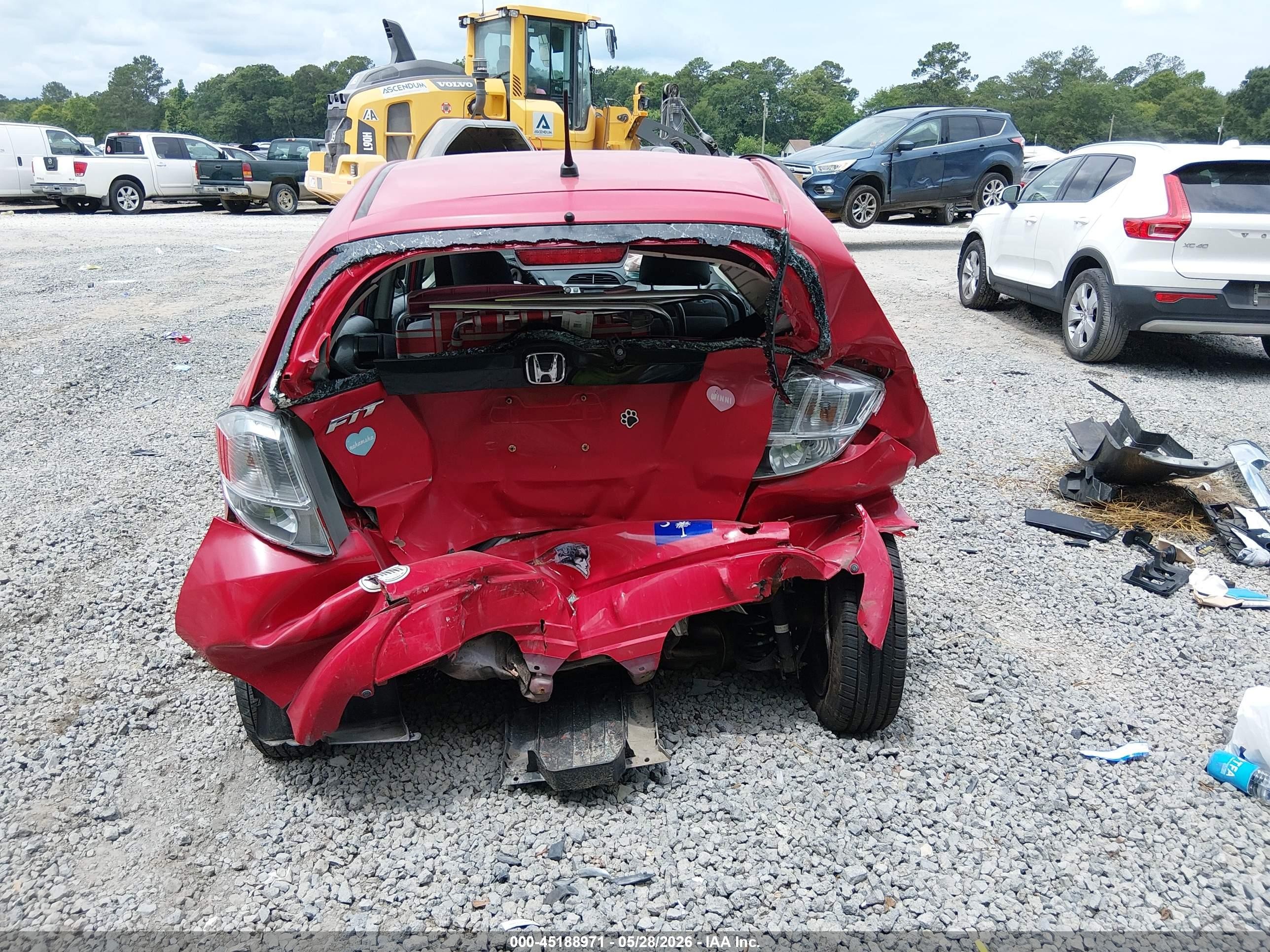 2013 Honda Fit Red vin: JHMGE8H3XDC077569