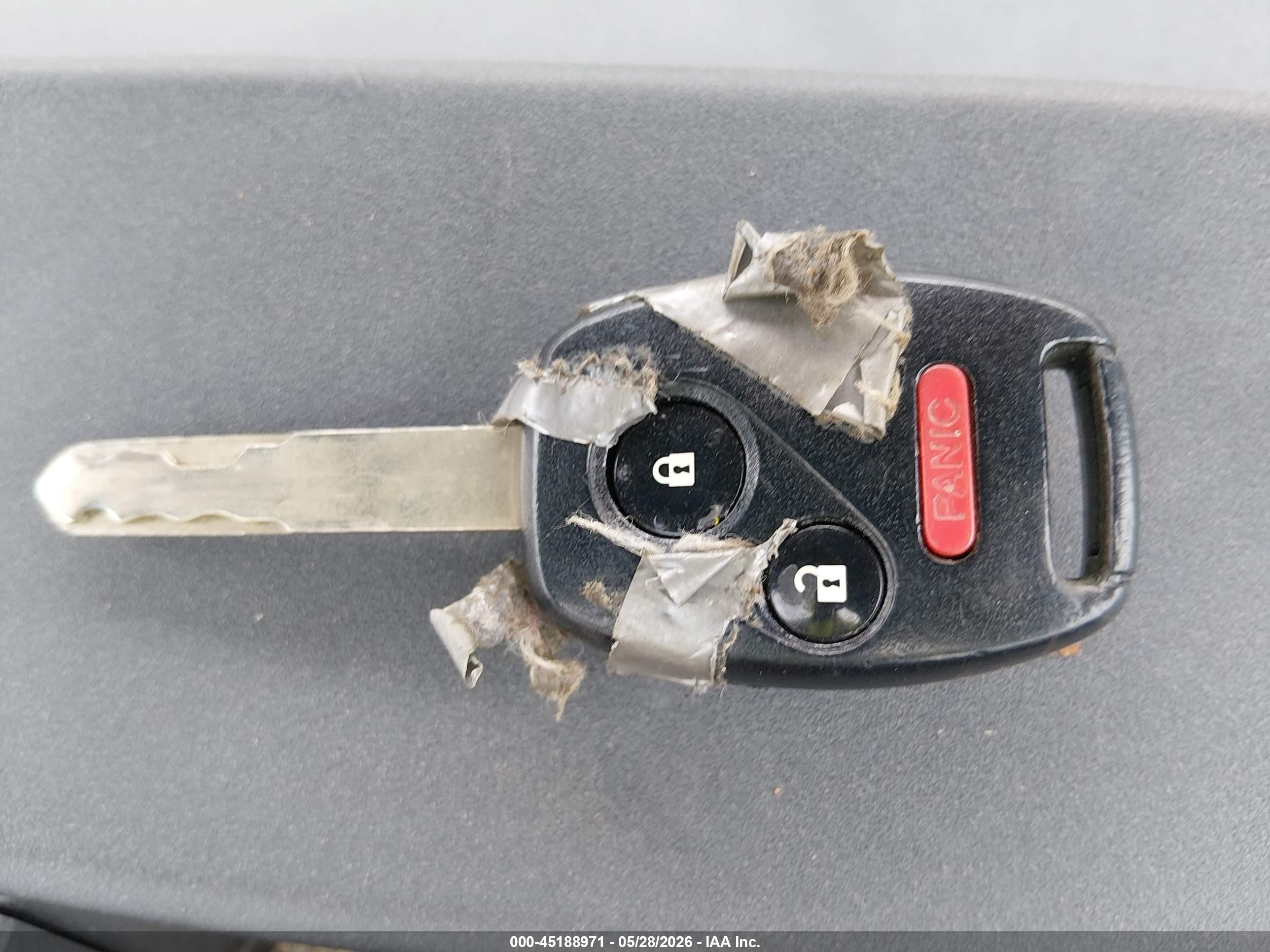 2013 Honda Fit Red vin: JHMGE8H3XDC077569