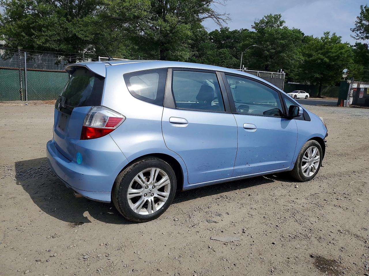 2010 Honda Fit Sport Blue vin: JHMGE8H40AC006918