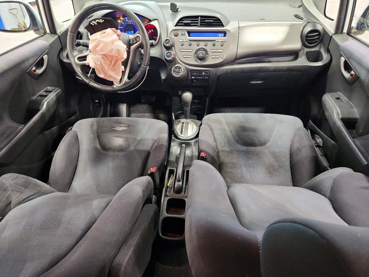 2010 Honda Fit Sport White vin: JHMGE8H40AC030944