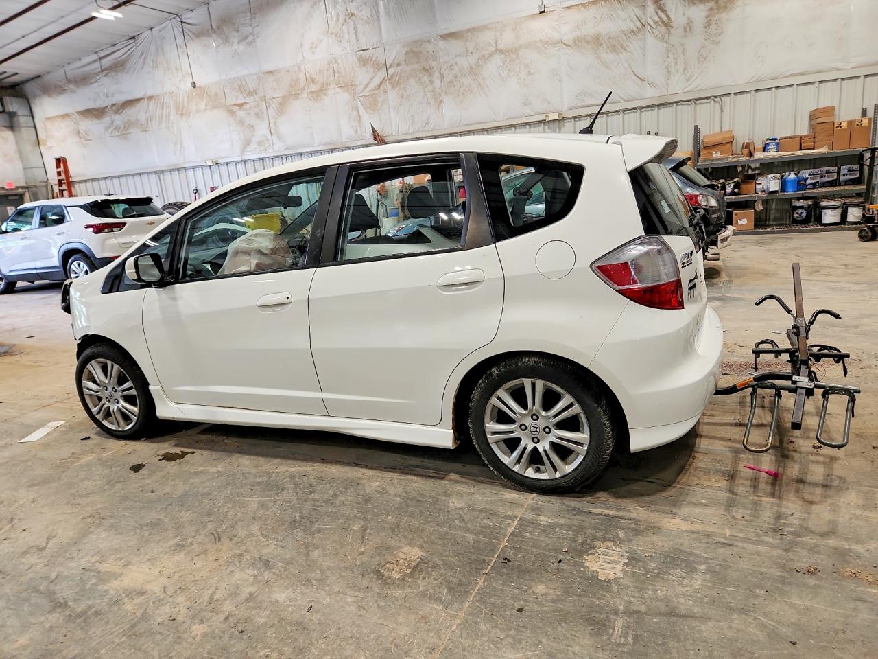 2010 Honda Fit Sport White vin: JHMGE8H40AC030944