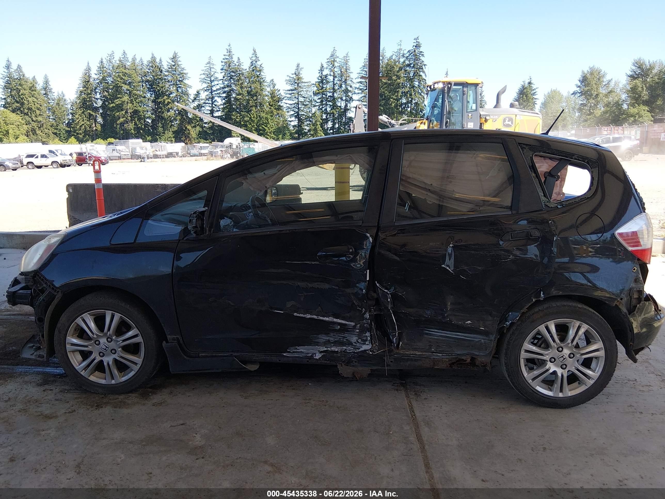 2010 Honda Fit Sport Black vin: JHMGE8H40AS002213