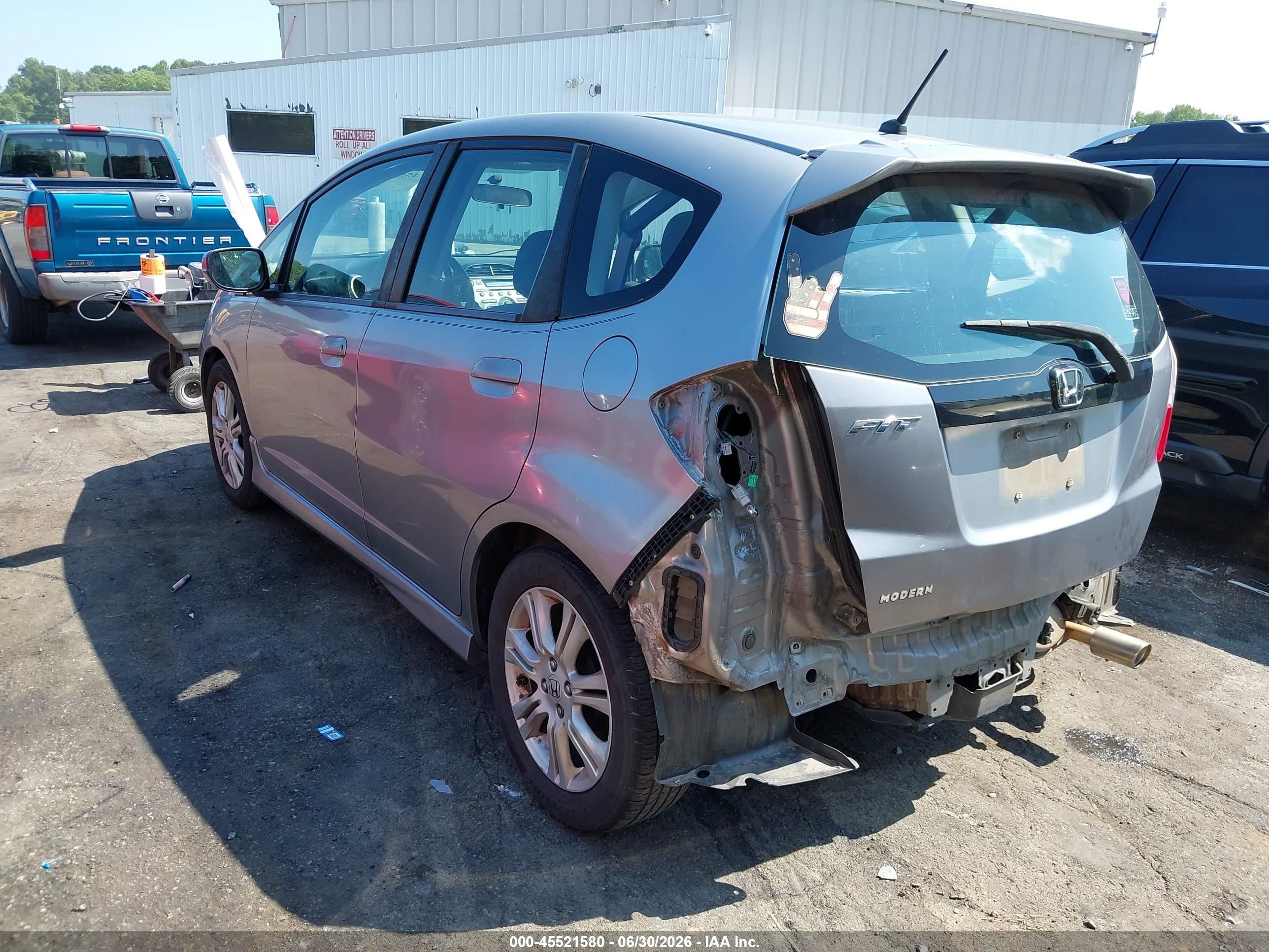 2010 Honda Fit Sport Silver vin: JHMGE8H40AS007623