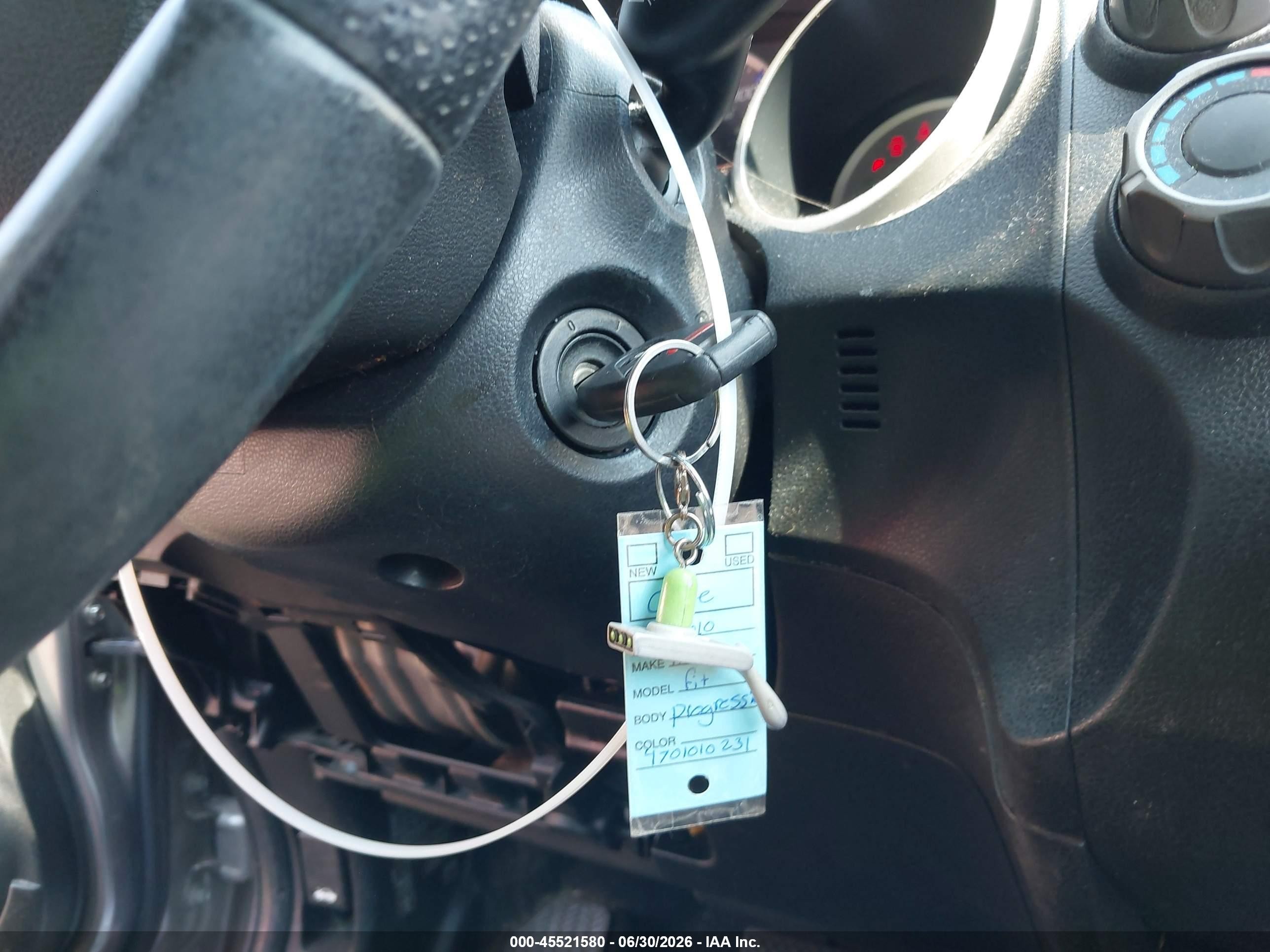 2010 Honda Fit Sport Silver vin: JHMGE8H40AS007623