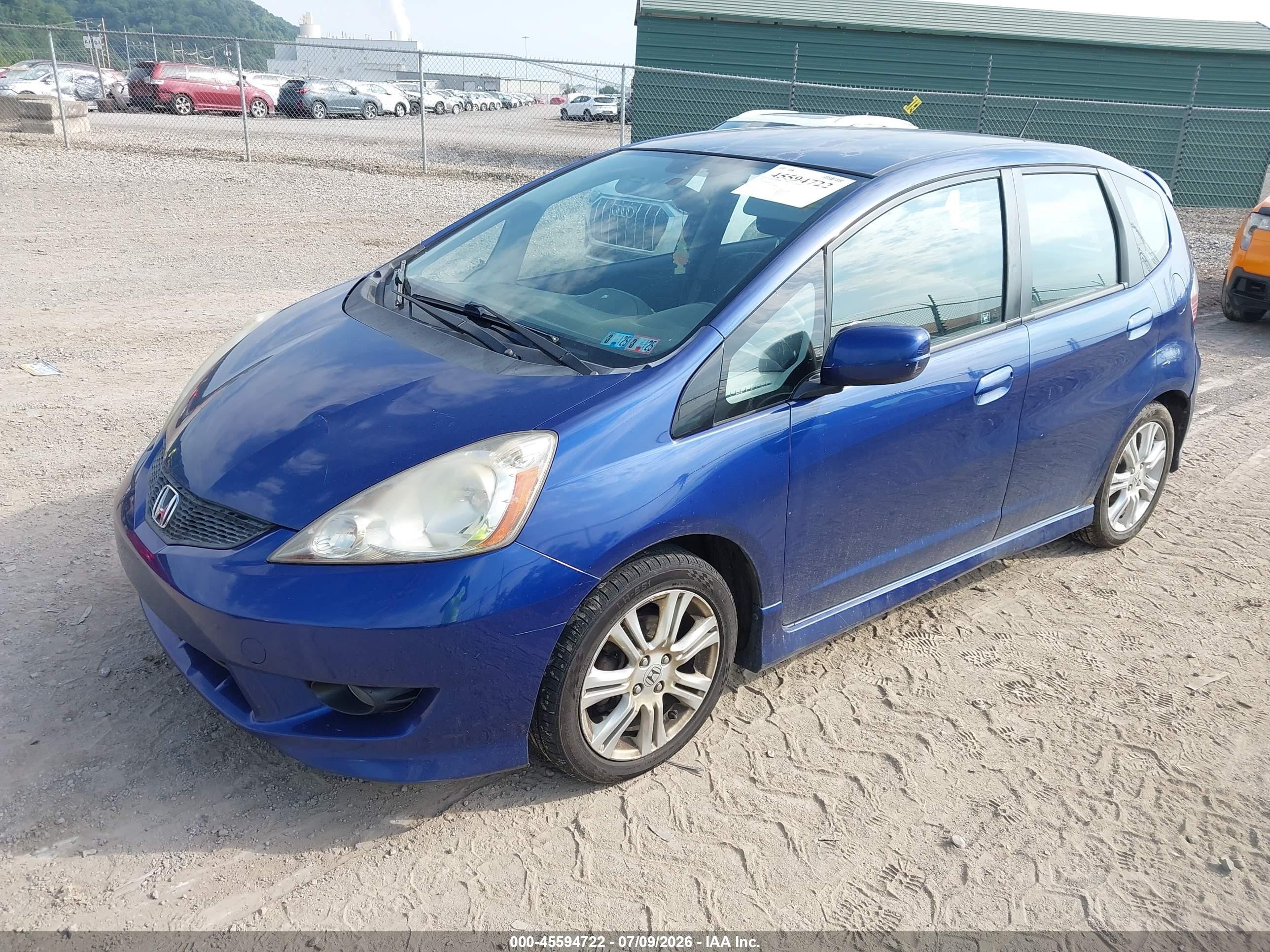 2010 Honda Fit Sport Blue vin: JHMGE8H40AS028293