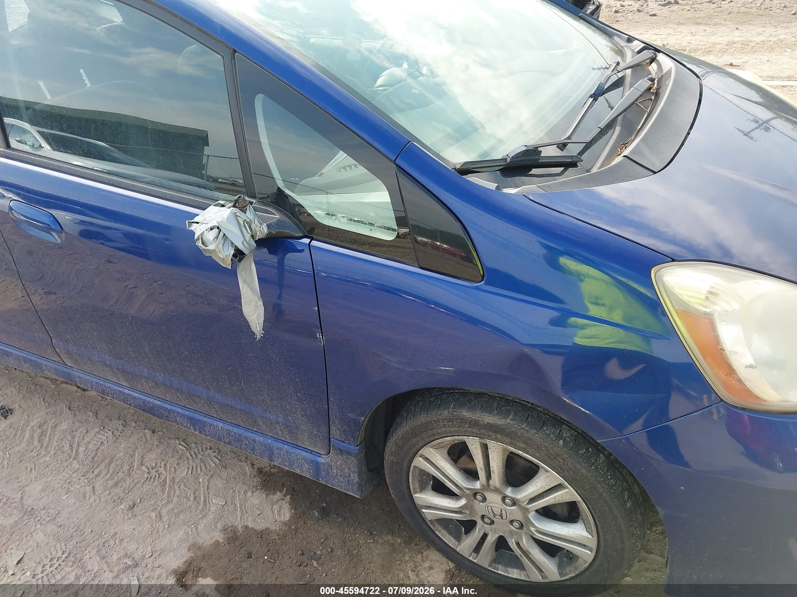 2010 Honda Fit Sport Blue vin: JHMGE8H40AS028293