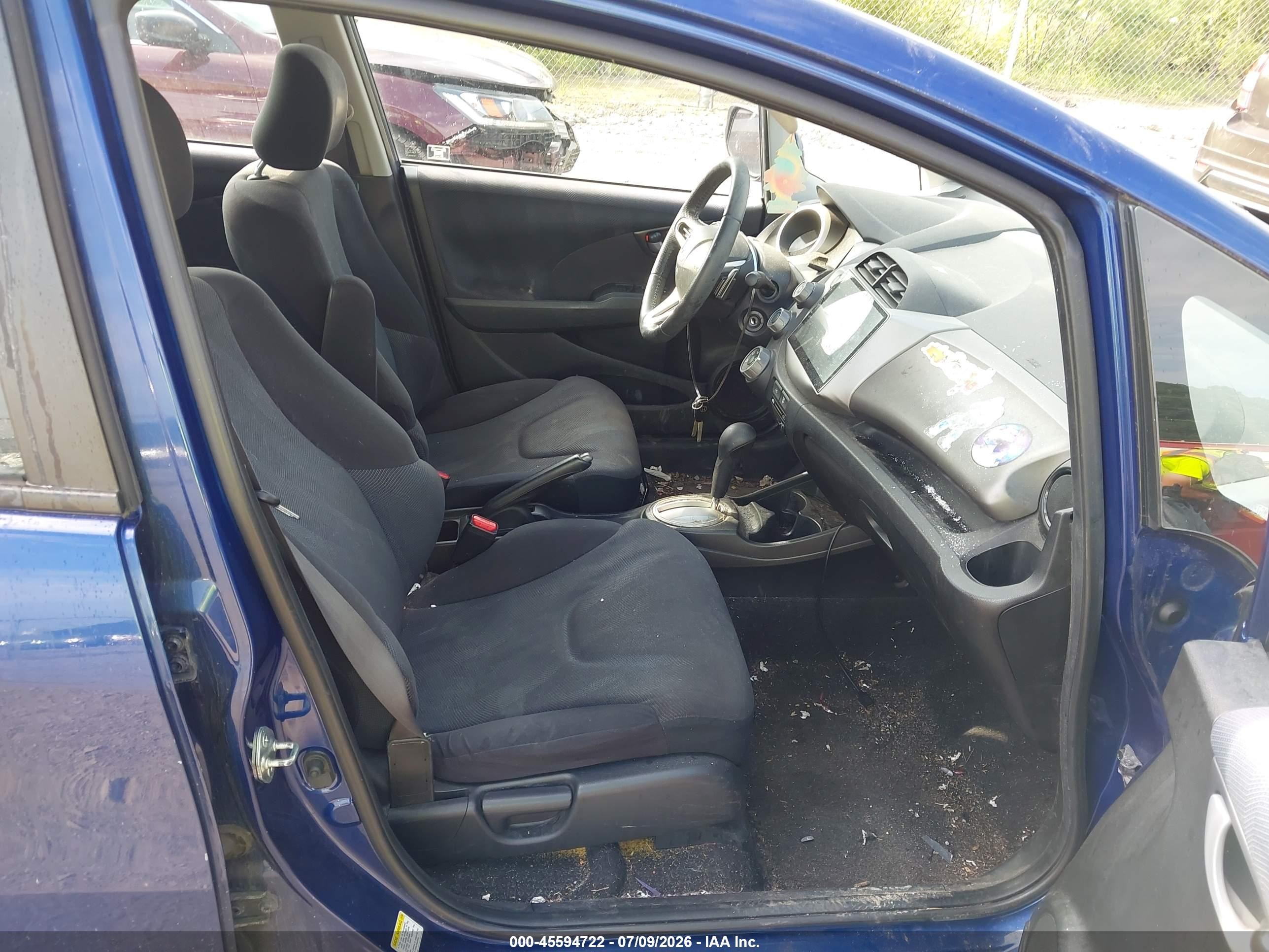 2010 Honda Fit Sport Blue vin: JHMGE8H40AS028293