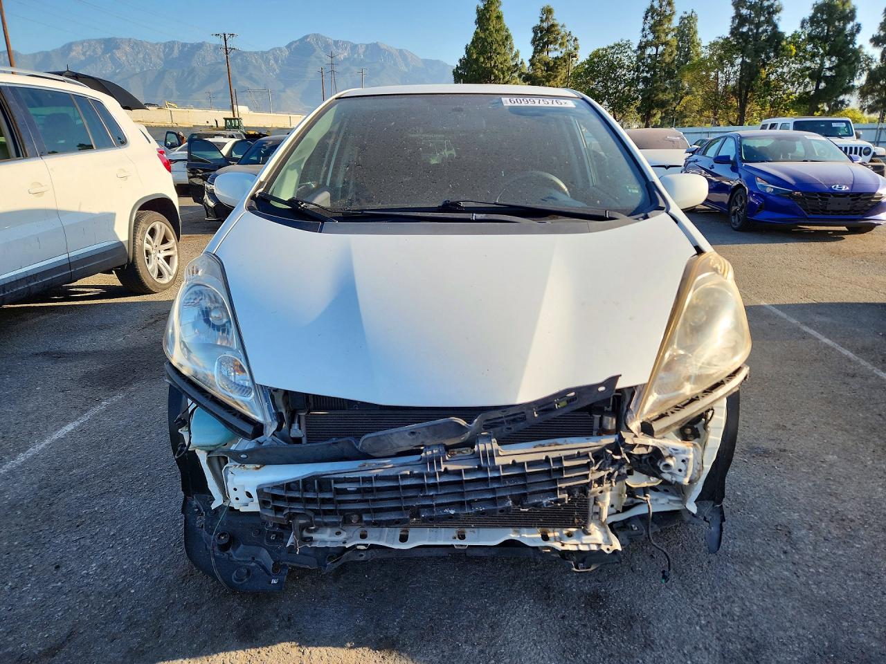 2010 Honda Fit Sport White vin: JHMGE8H41AC016745