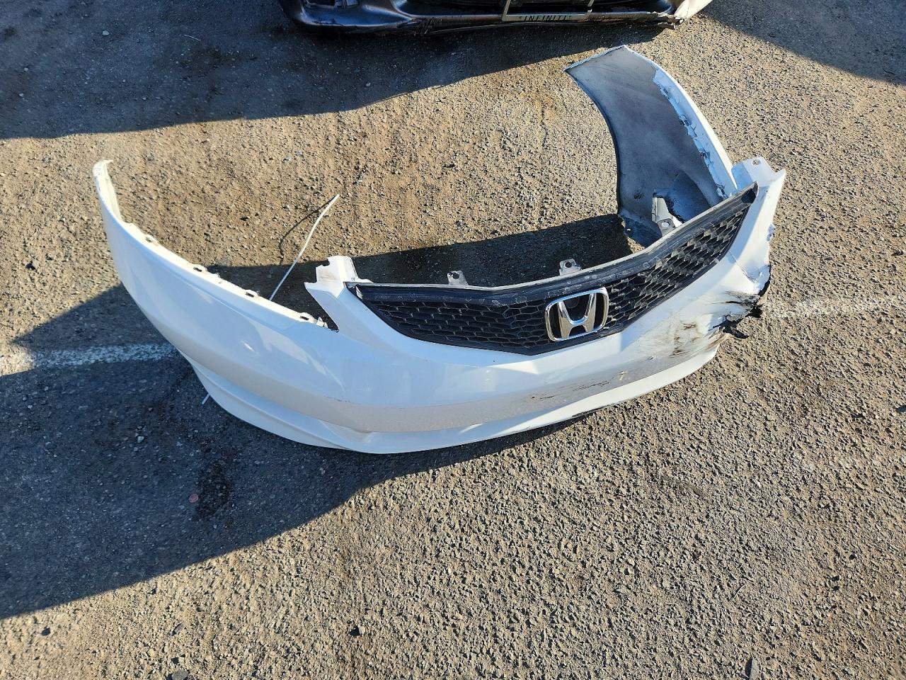 2010 Honda Fit Sport White vin: JHMGE8H41AC016745