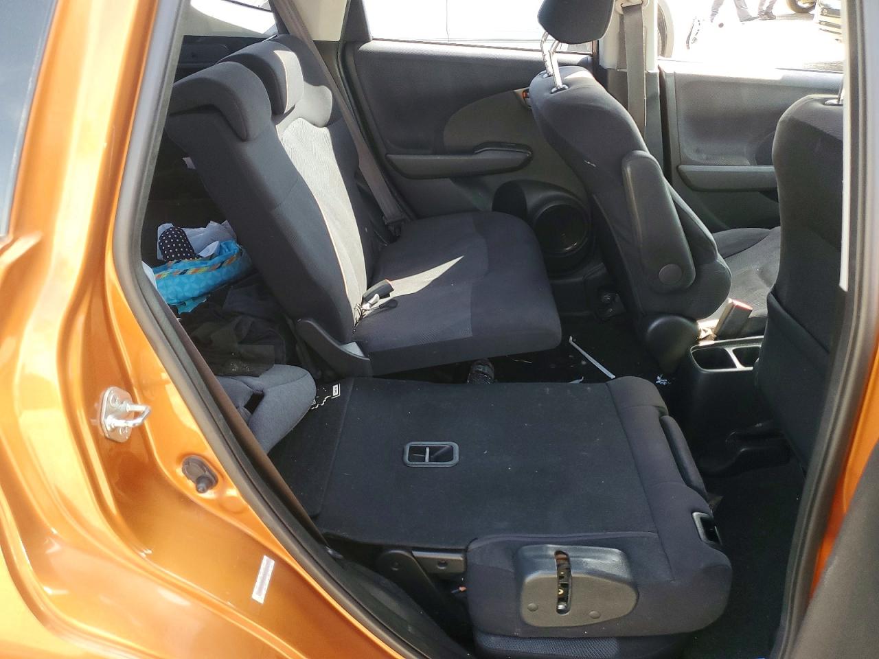2010 Honda Fit Sport Оранжевый vin: JHMGE8H41AC021279