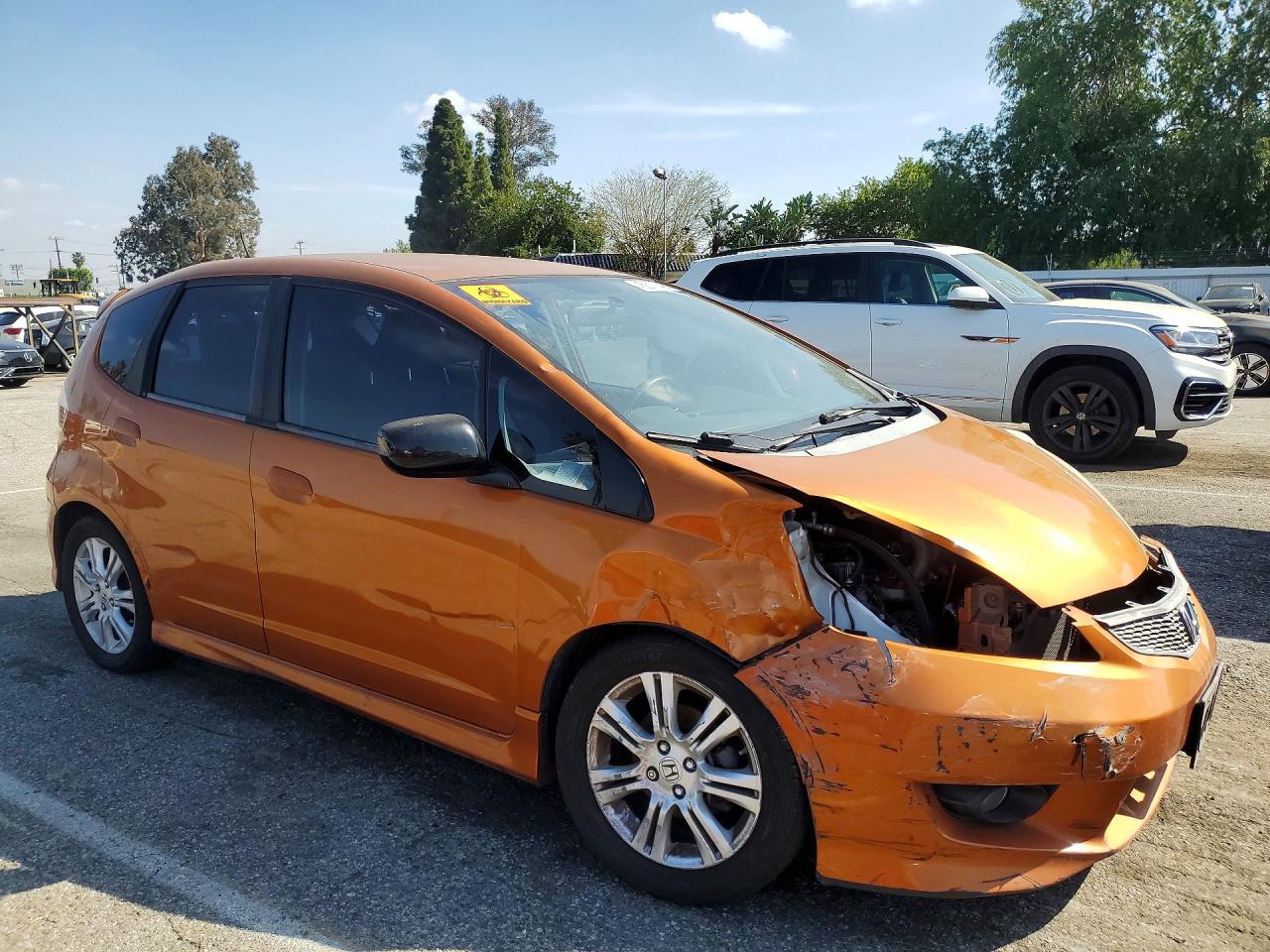 2010 Honda Fit Sport Оранжевый vin: JHMGE8H41AC021279