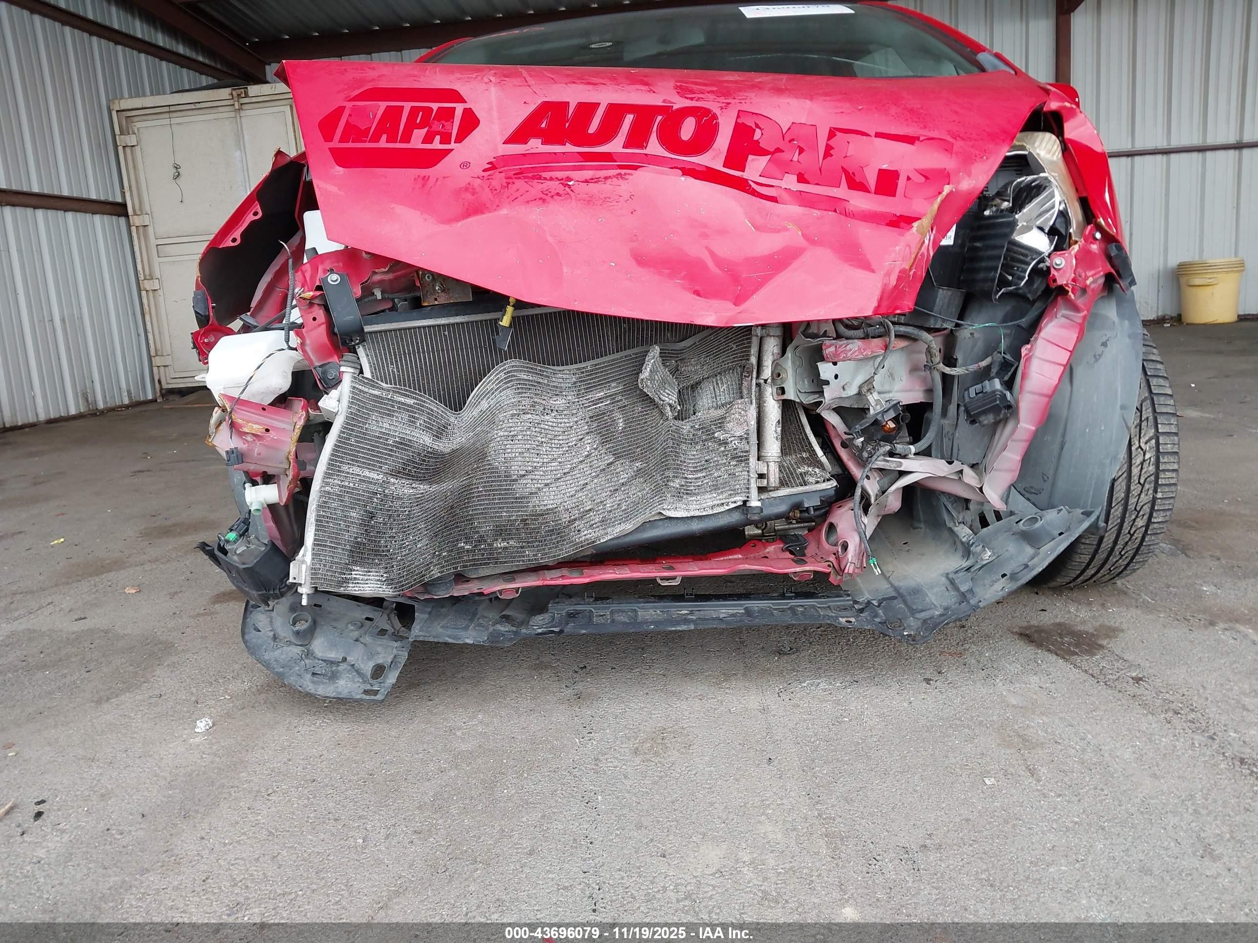 2010 Honda Fit Sport Red vin: JHMGE8H41AC029169