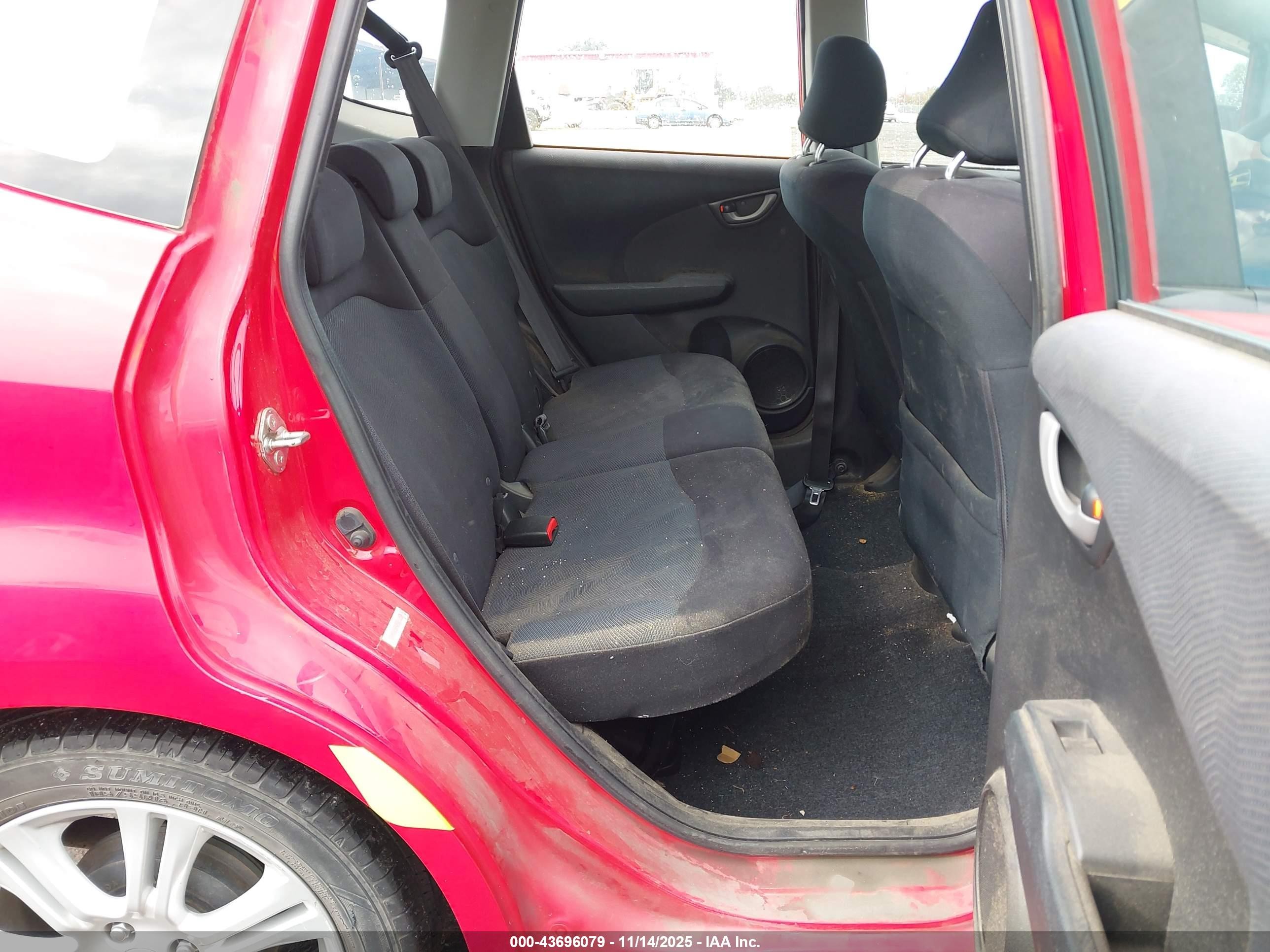 2010 Honda Fit Sport Red vin: JHMGE8H41AC029169
