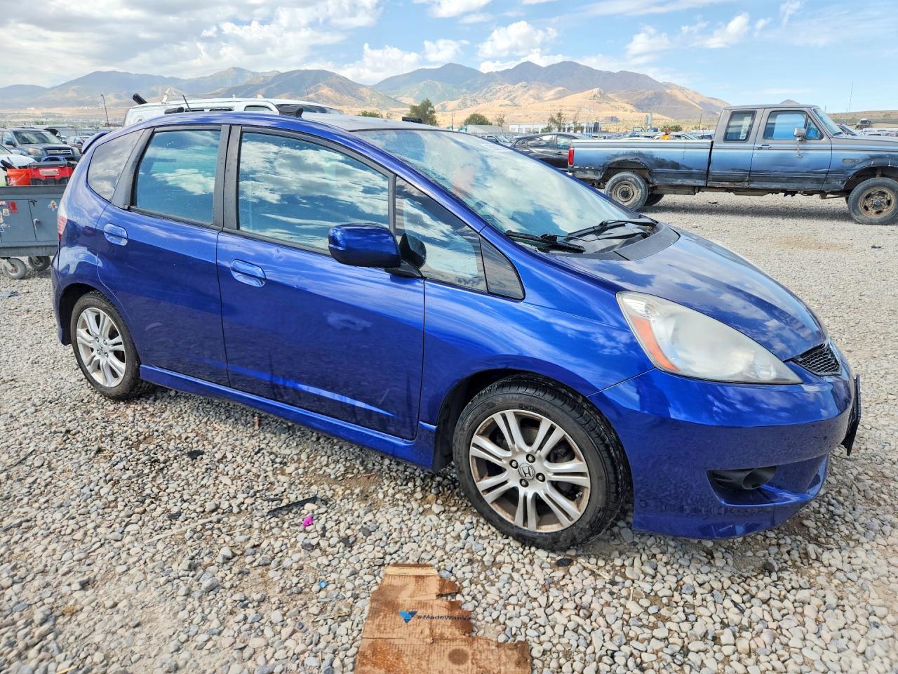 2010 Honda Fit Sport Blue vin: JHMGE8H41AS005301