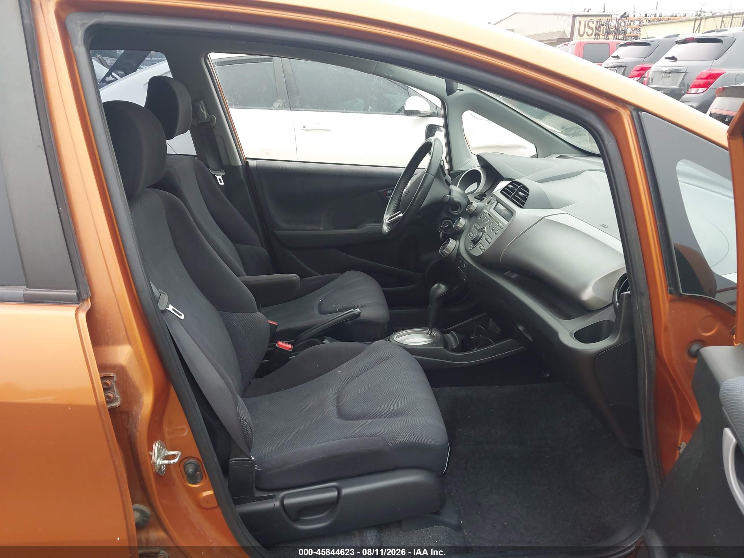 2010 Honda Fit Sport Оранжевый vin: JHMGE8H42AS008949