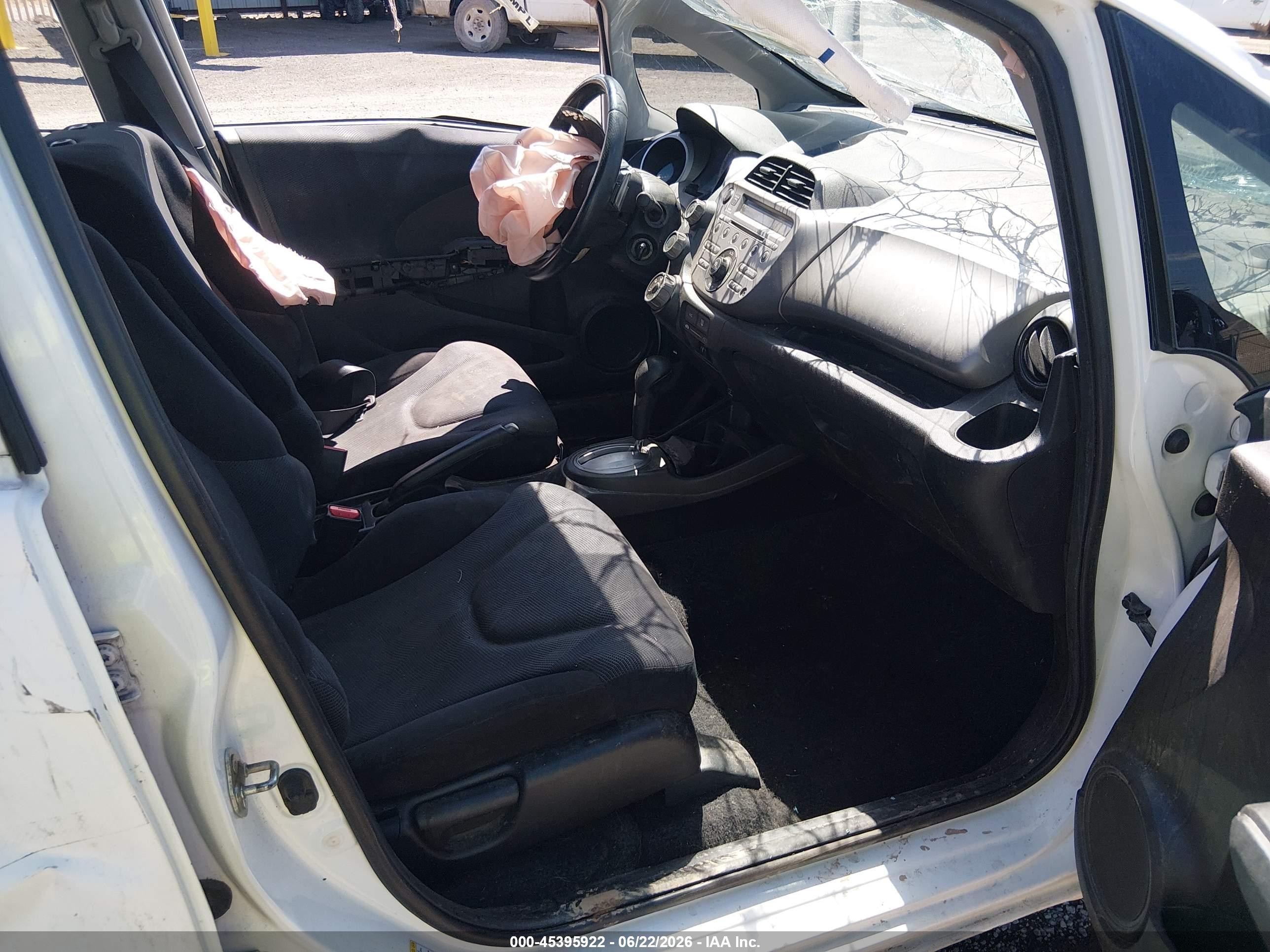 2010 Honda Fit Sport White vin: JHMGE8H42AS015030