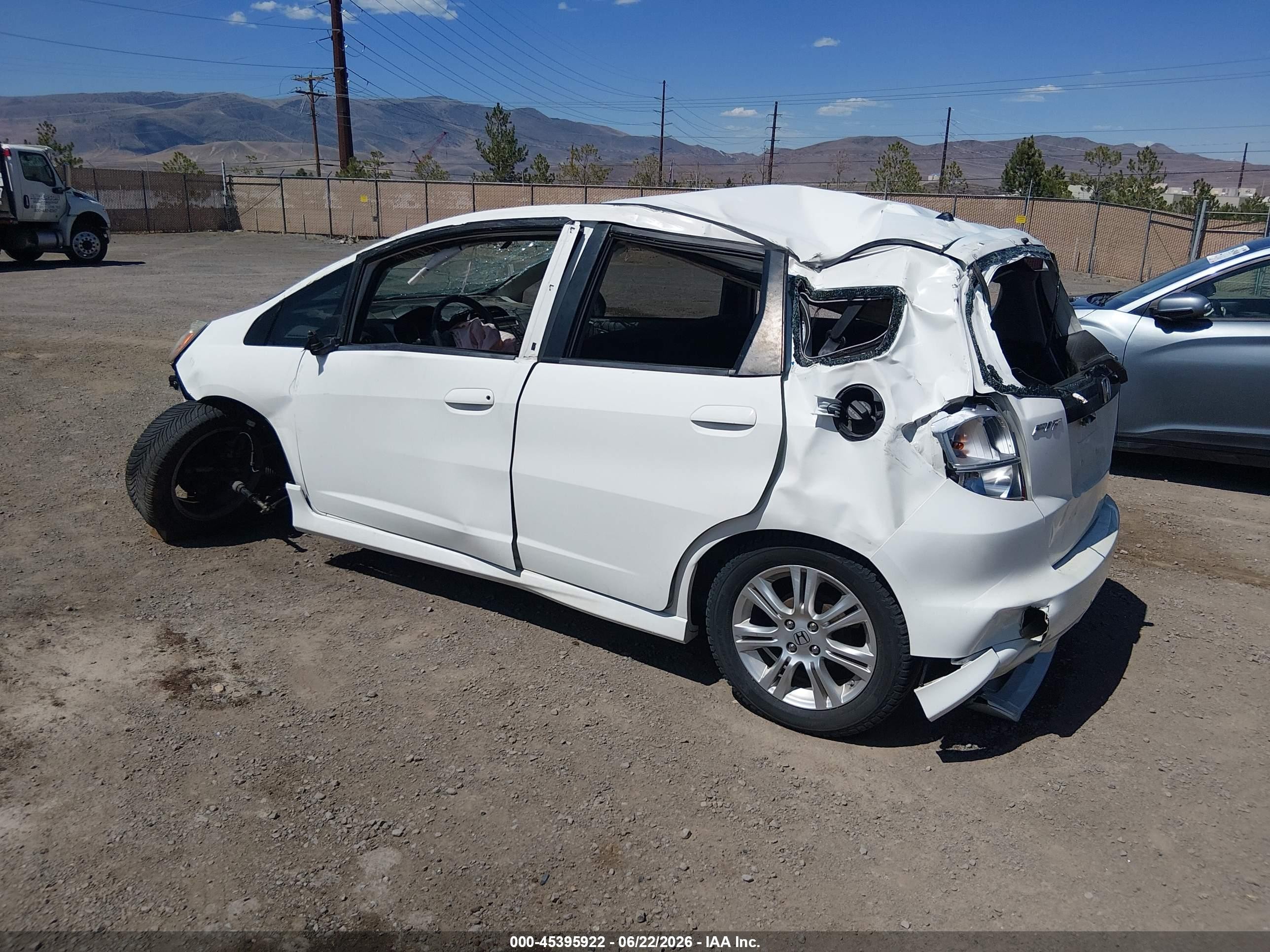 2010 Honda Fit Sport White vin: JHMGE8H42AS015030