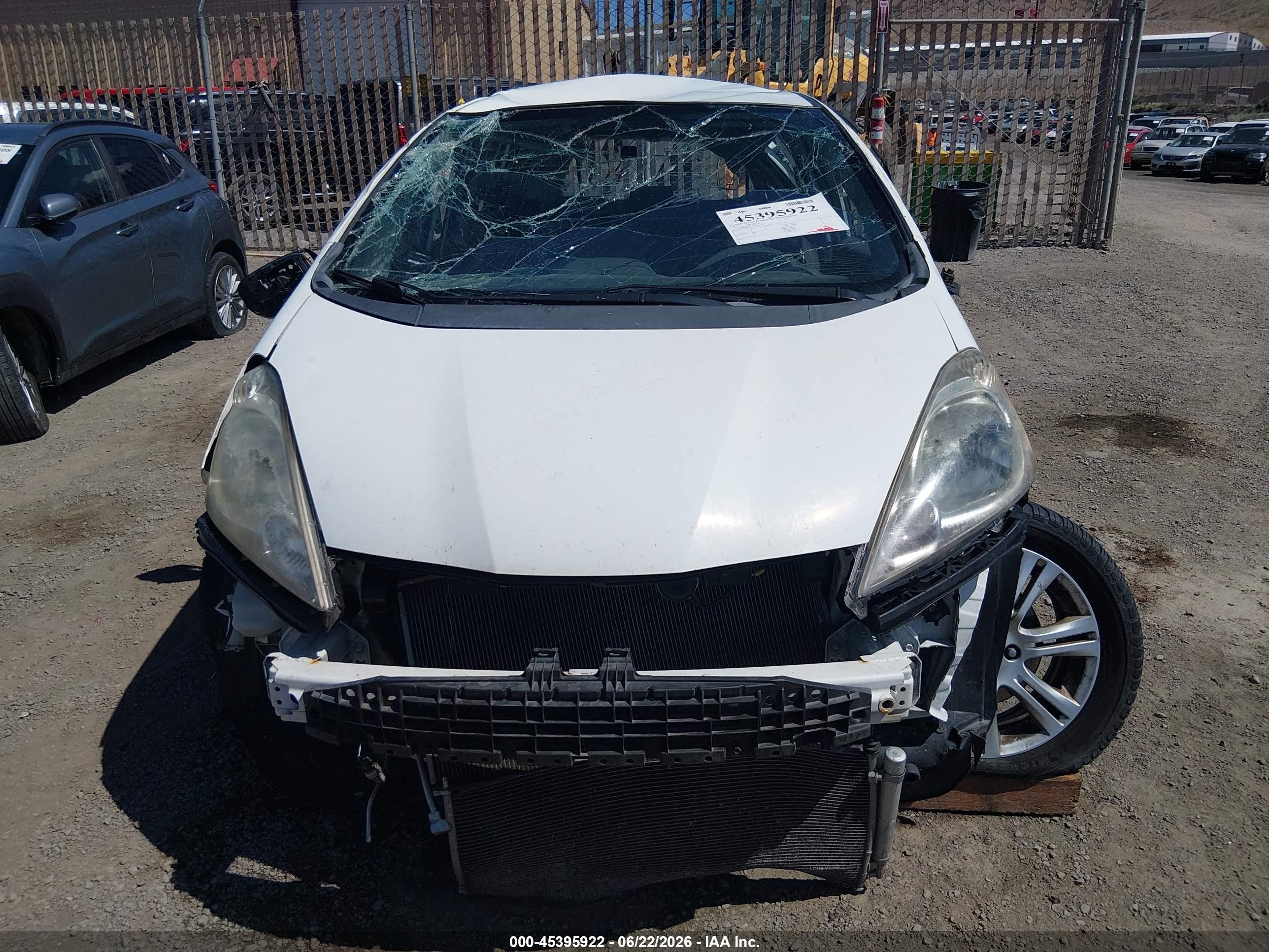 2010 Honda Fit Sport White vin: JHMGE8H42AS015030