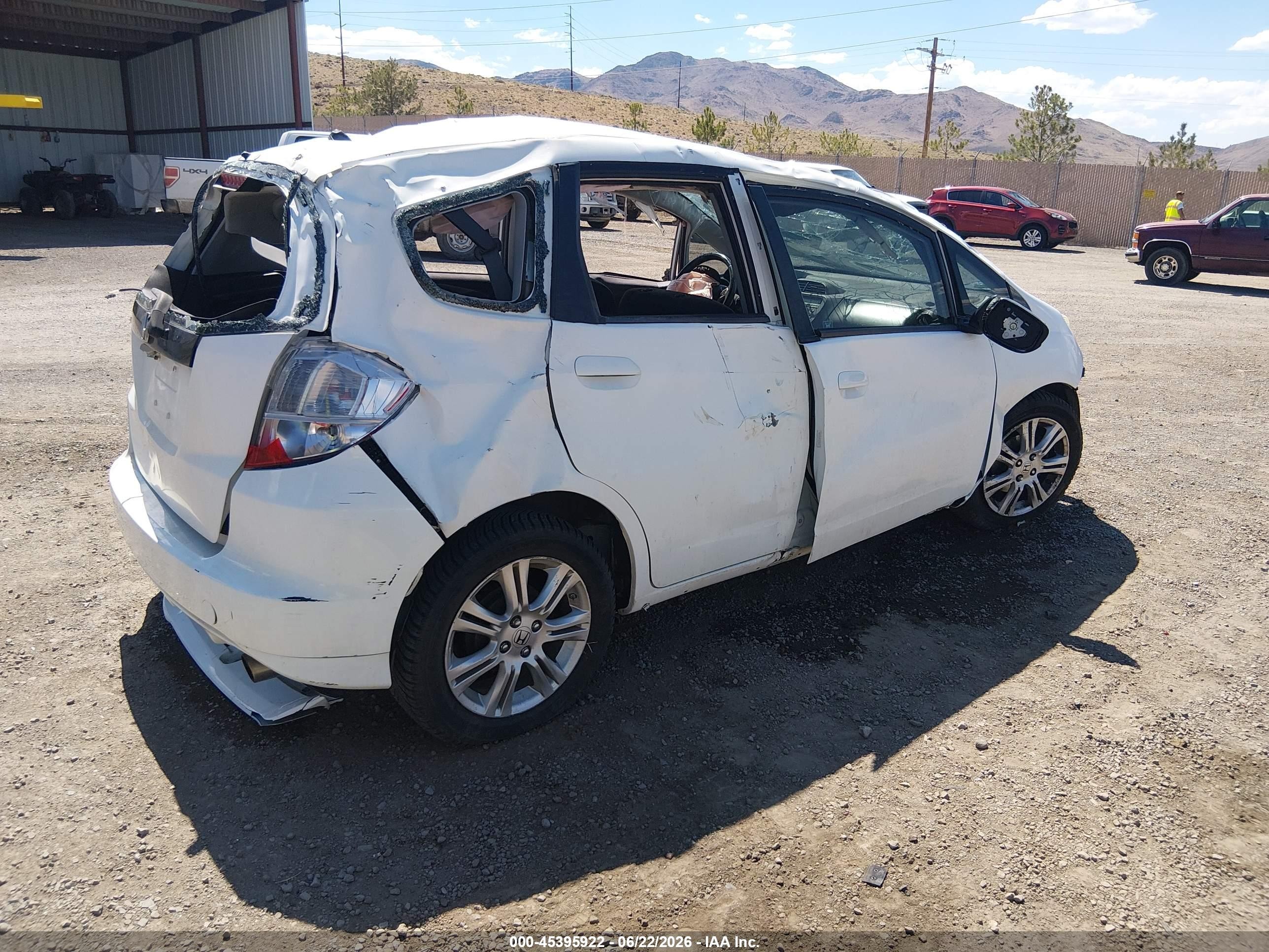2010 Honda Fit Sport White vin: JHMGE8H42AS015030