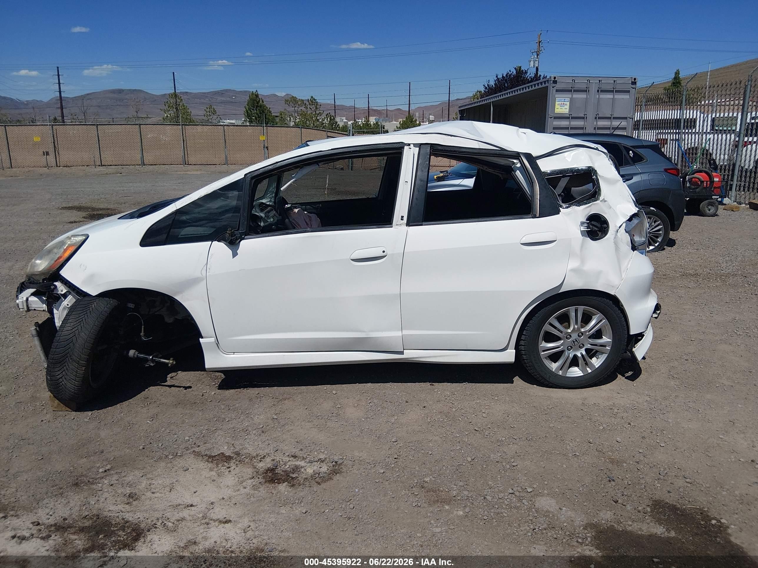 2010 Honda Fit Sport White vin: JHMGE8H42AS015030