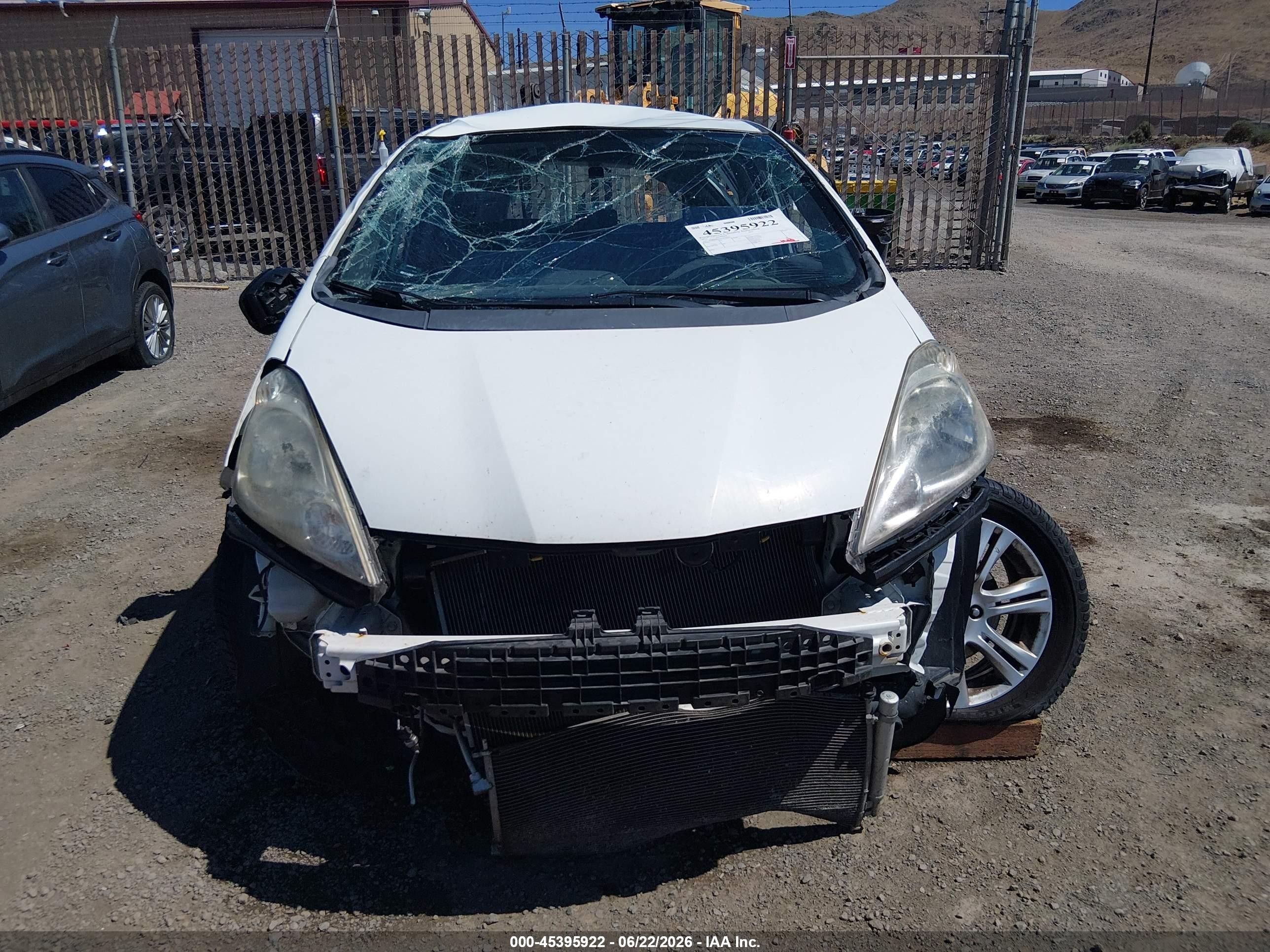 2010 Honda Fit Sport White vin: JHMGE8H42AS015030