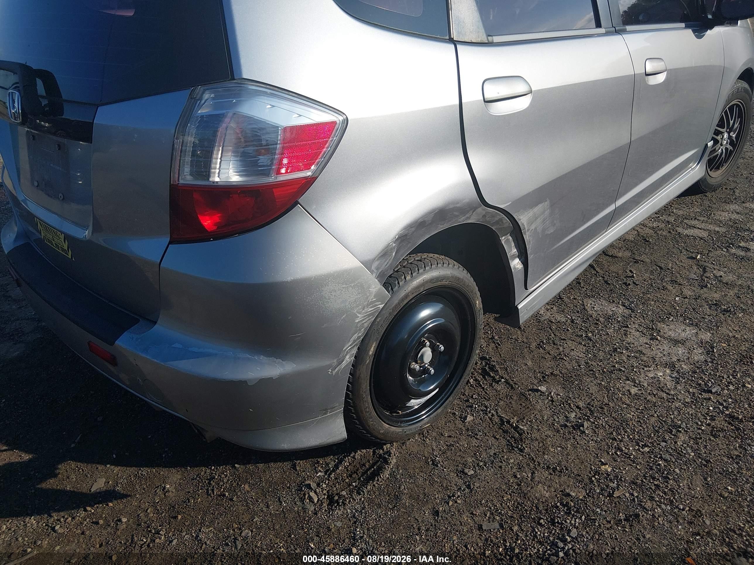 2010 Honda Fit Sport Silver vin: JHMGE8H43AC007304
