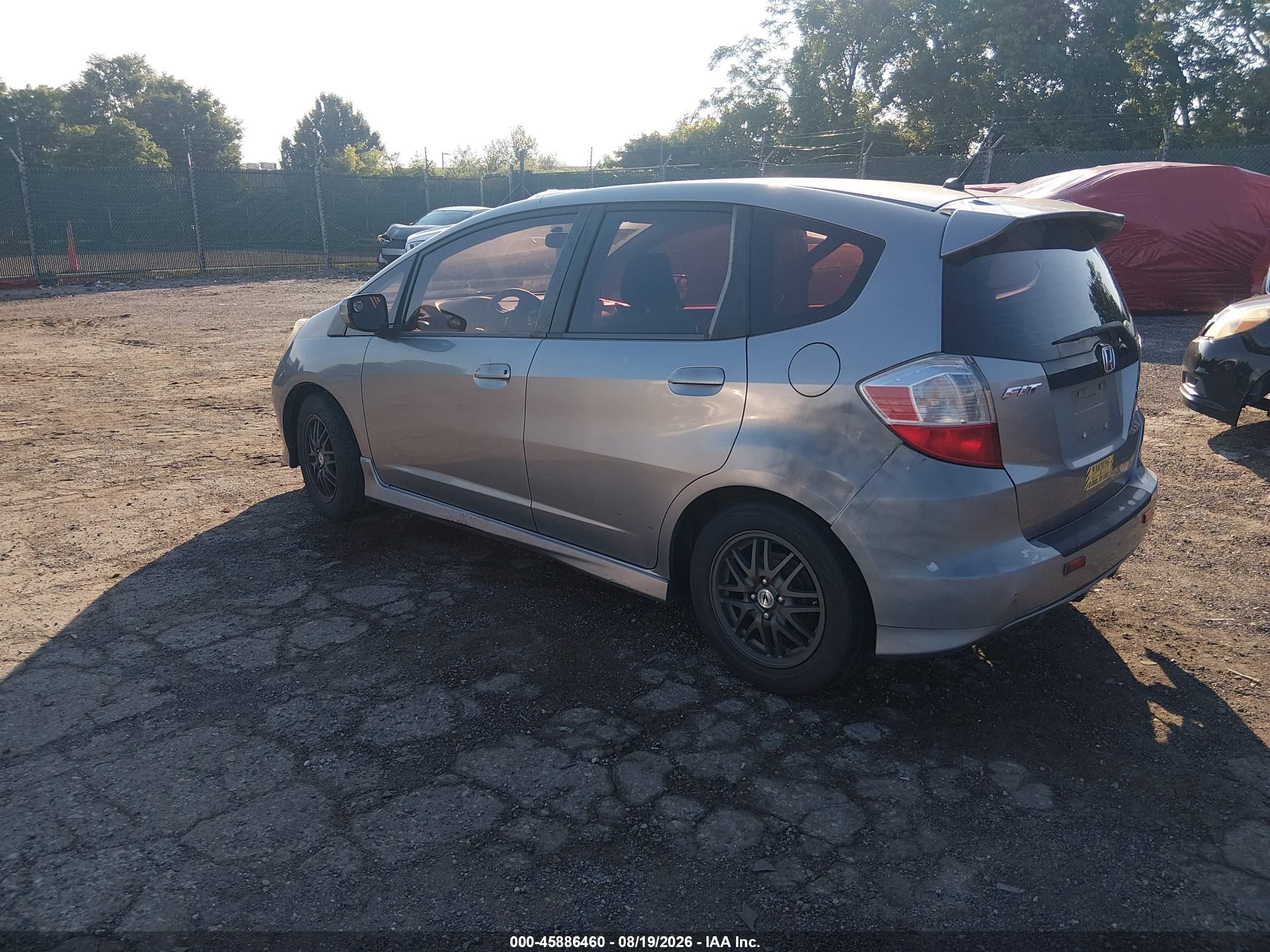 2010 Honda Fit Sport Silver vin: JHMGE8H43AC007304
