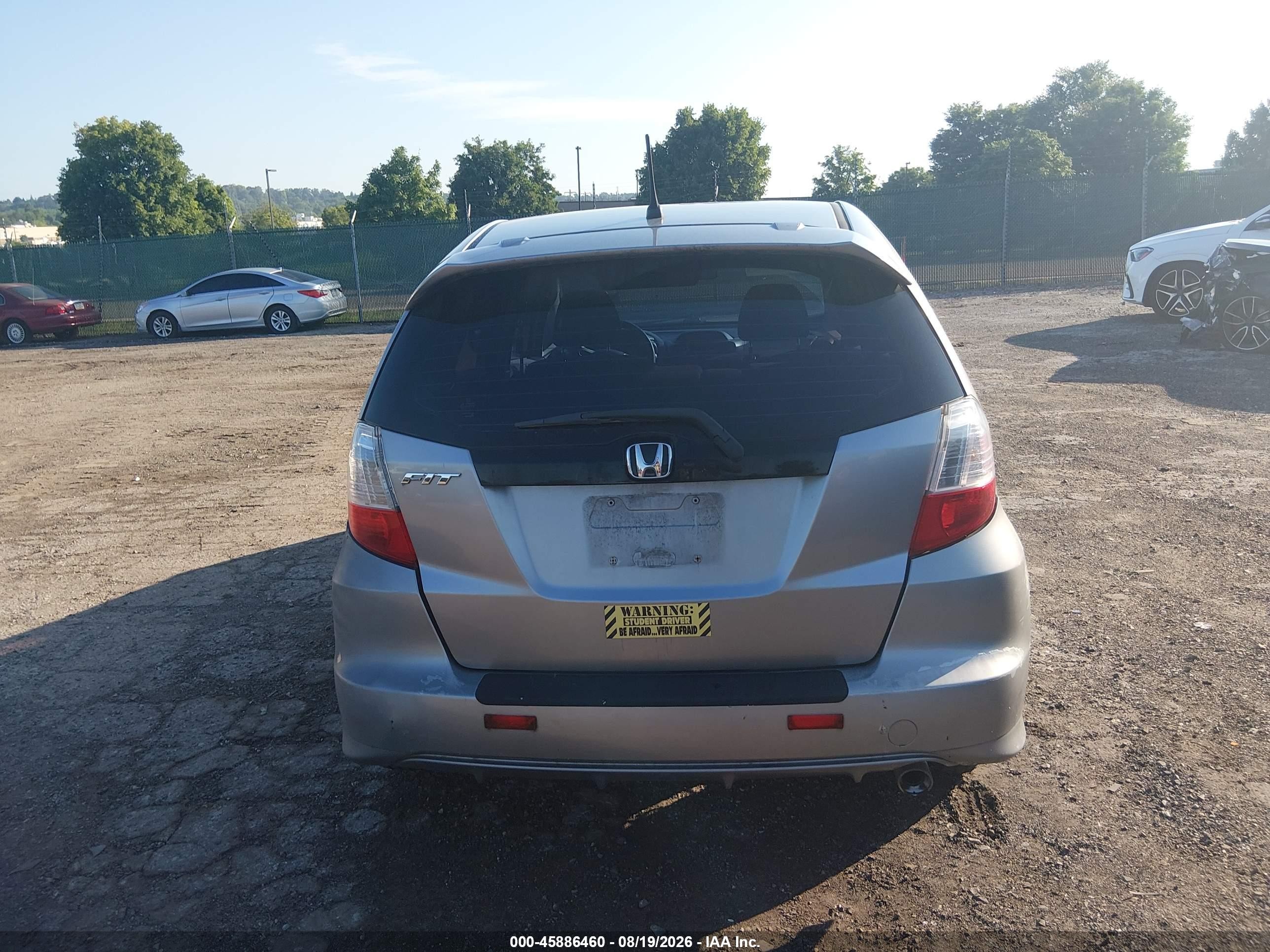 2010 Honda Fit Sport Silver vin: JHMGE8H43AC007304