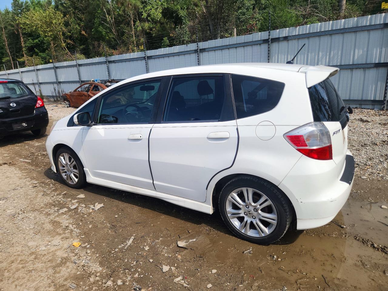 2010 Honda Fit Sport White vin: JHMGE8H43AS015022
