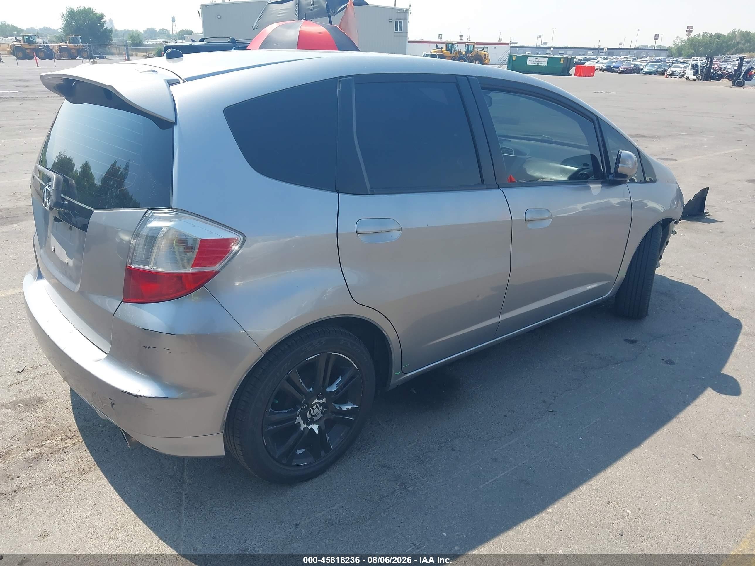 2010 Honda Fit Sport Silver vin: JHMGE8H43AS015277