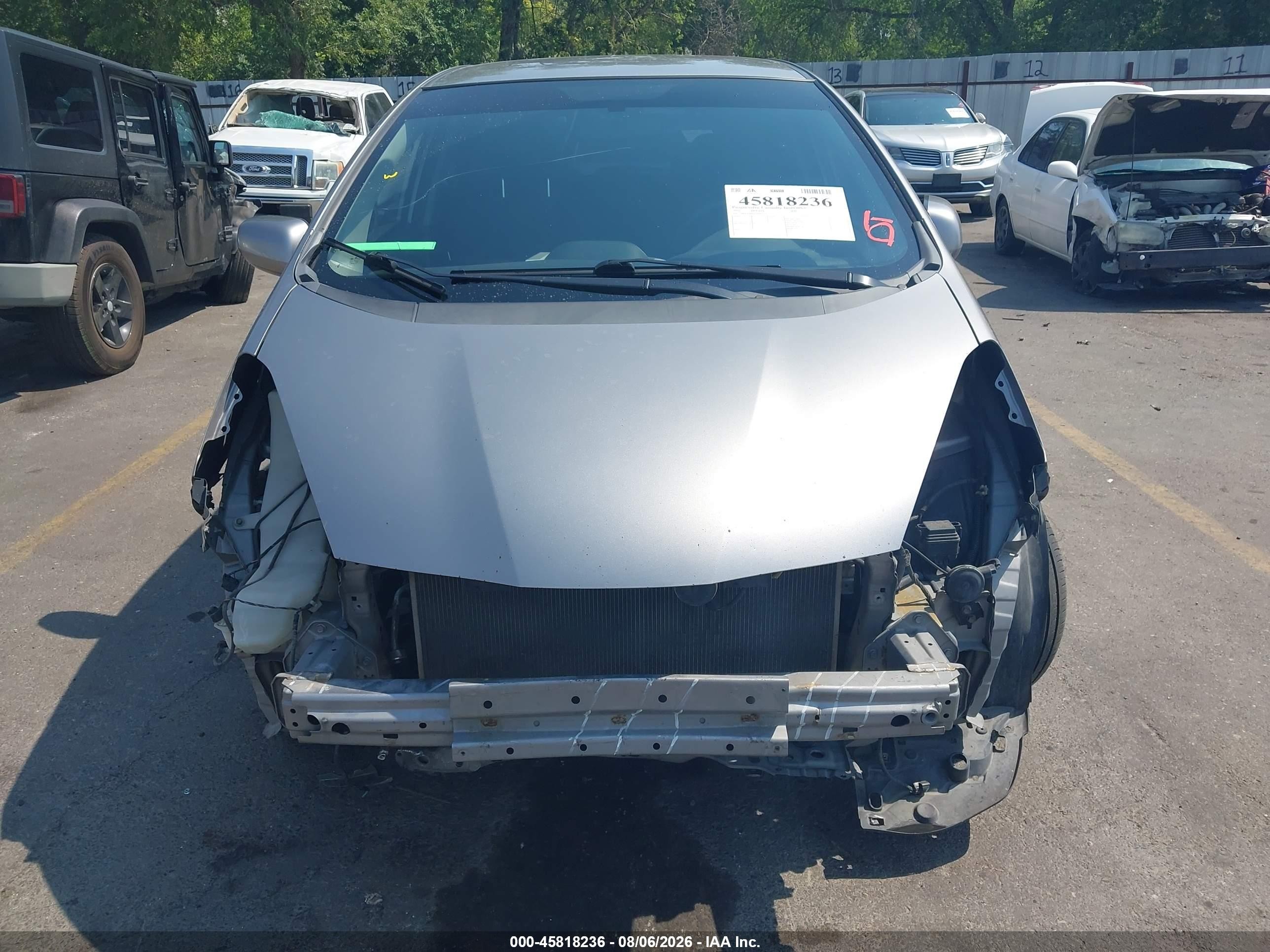 2010 Honda Fit Sport Silver vin: JHMGE8H43AS015277
