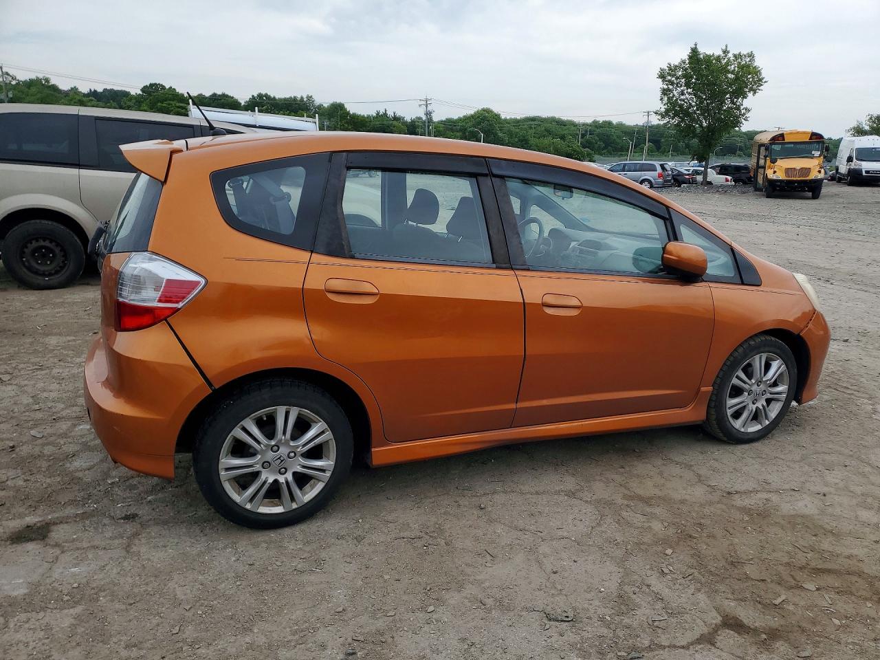 2010 Honda Fit Sport Orange vin: JHMGE8H43AS021497