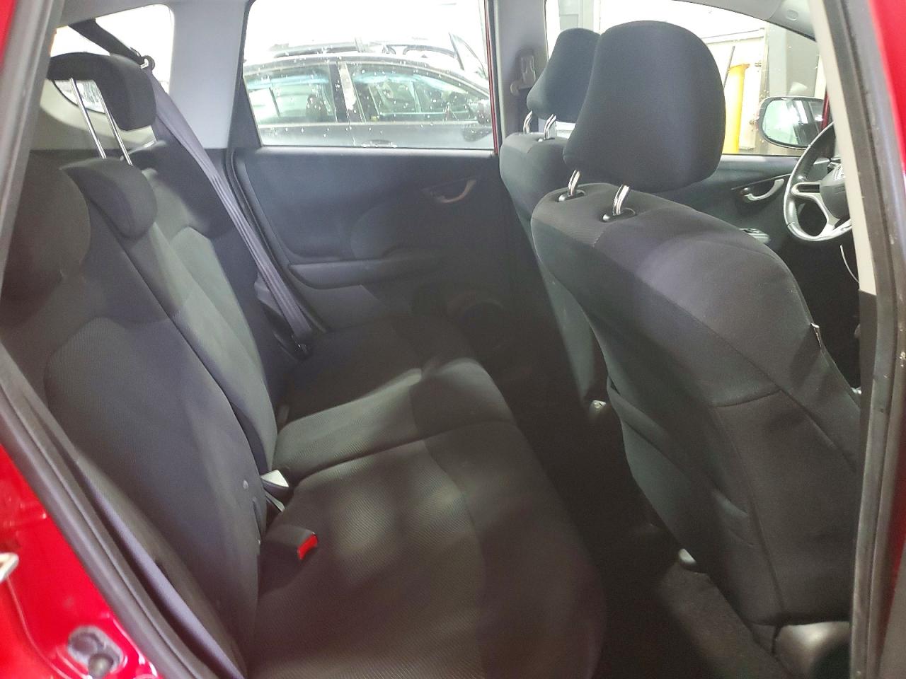 2010 Honda Fit Sport Red vin: JHMGE8H44AC011622