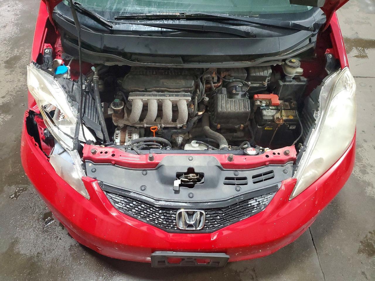 2010 Honda Fit Sport Red vin: JHMGE8H44AC011622