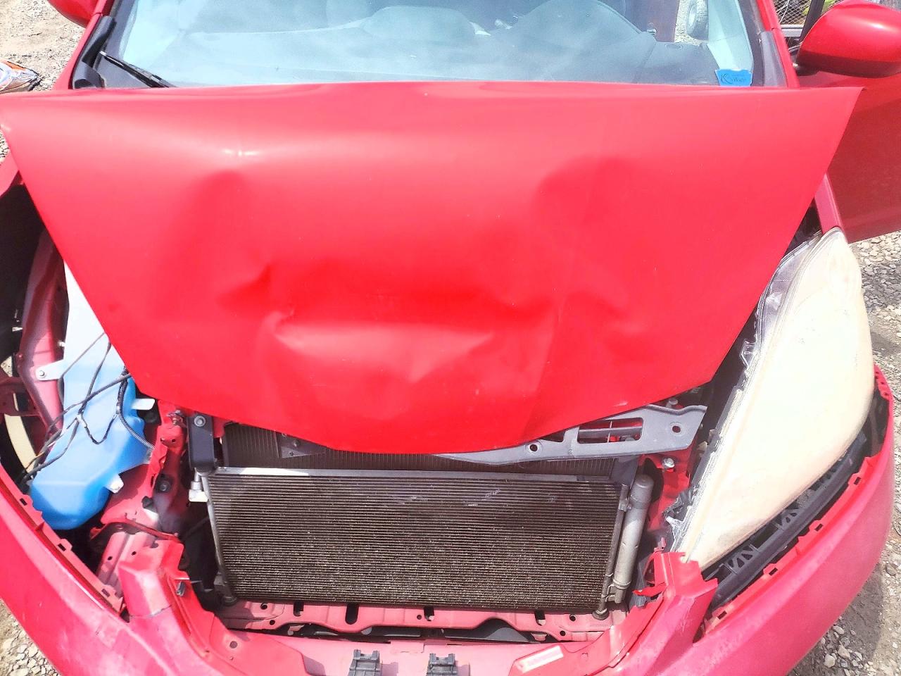 2010 Honda Fit Sport Red vin: JHMGE8H44AC026556