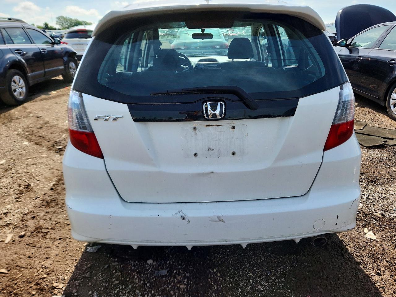 2010 Honda Fit Sport White vin: JHMGE8H44AS018267
