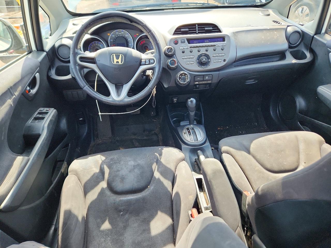 2010 Honda Fit Sport White vin: JHMGE8H44AS018267