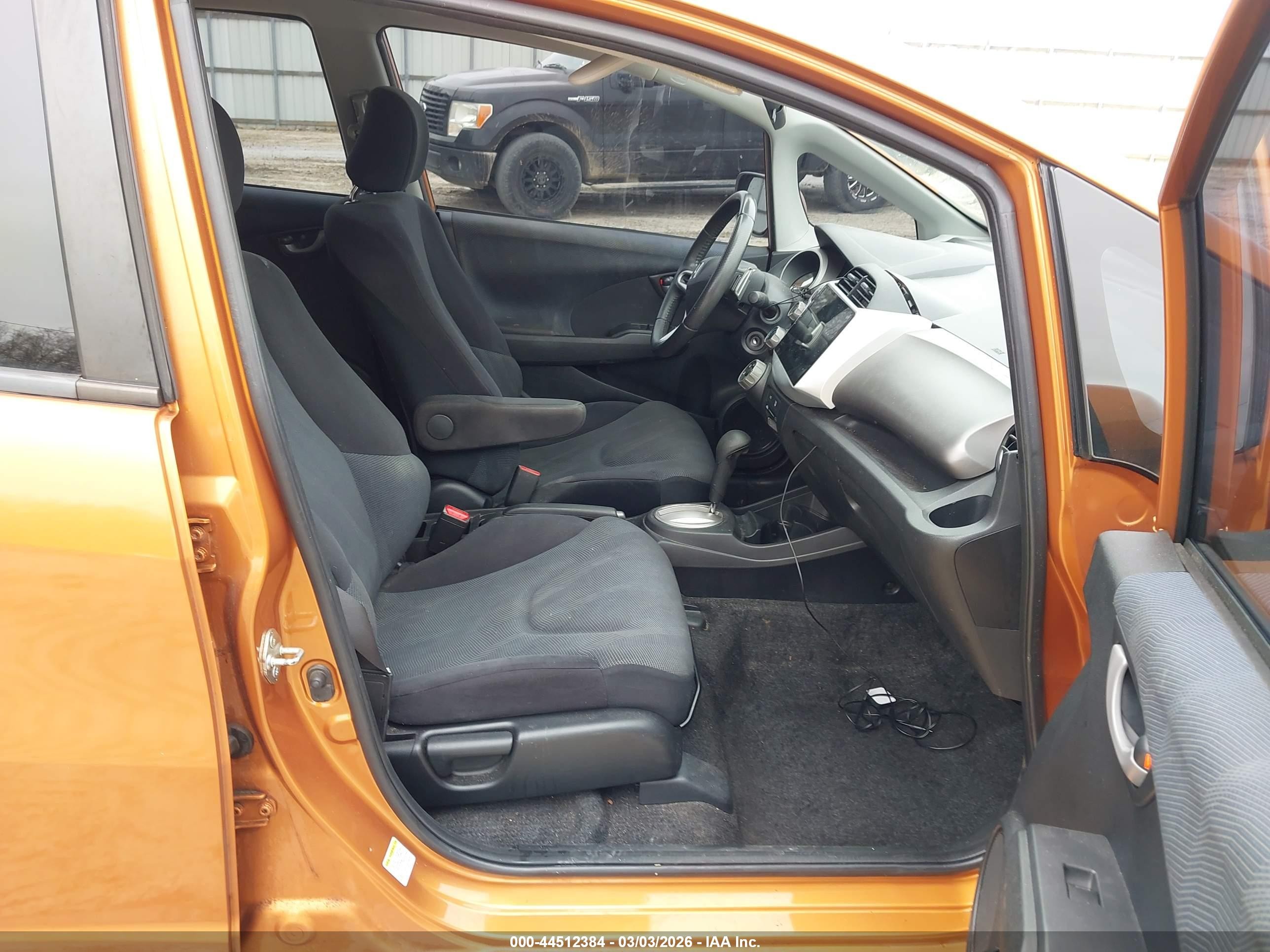 2010 Honda Fit Sport Orange vin: JHMGE8H45AC007644
