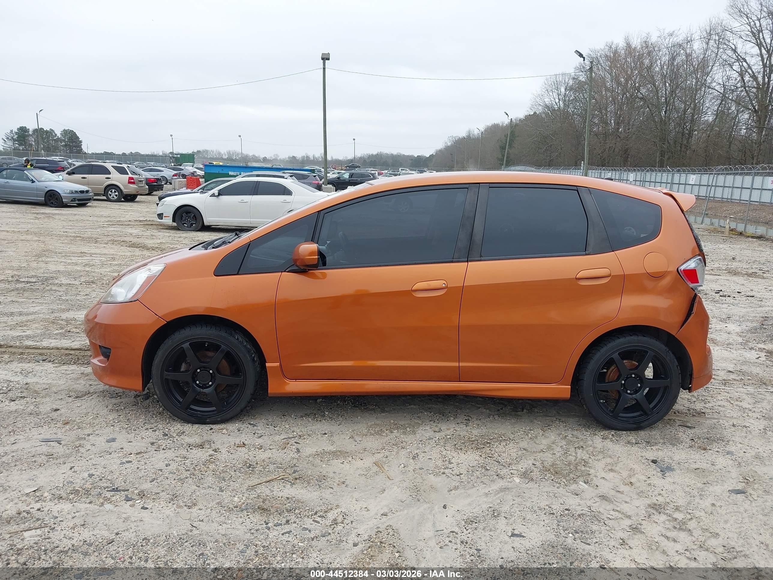 2010 Honda Fit Sport Orange vin: JHMGE8H45AC007644