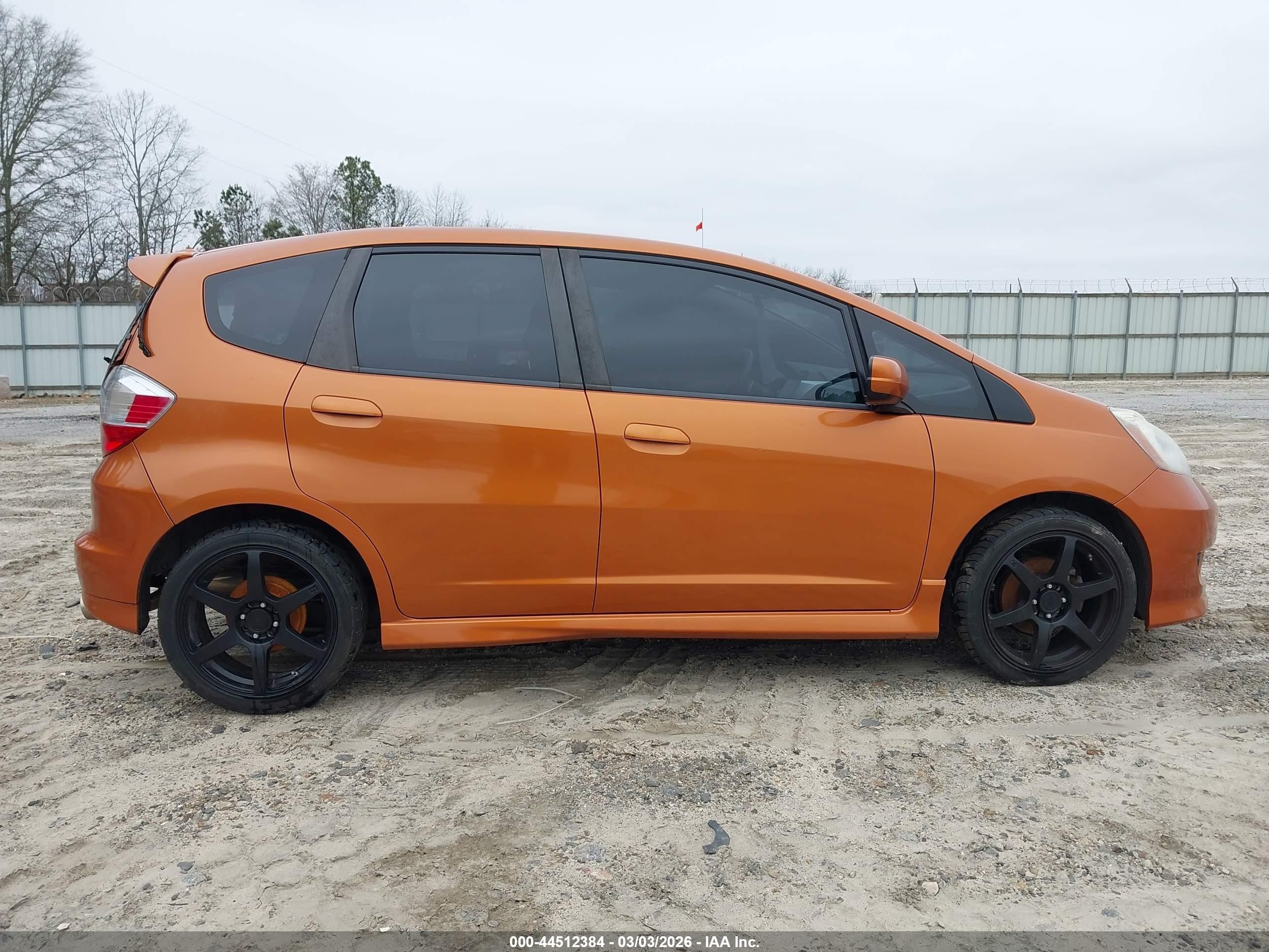 2010 Honda Fit Sport Orange vin: JHMGE8H45AC007644