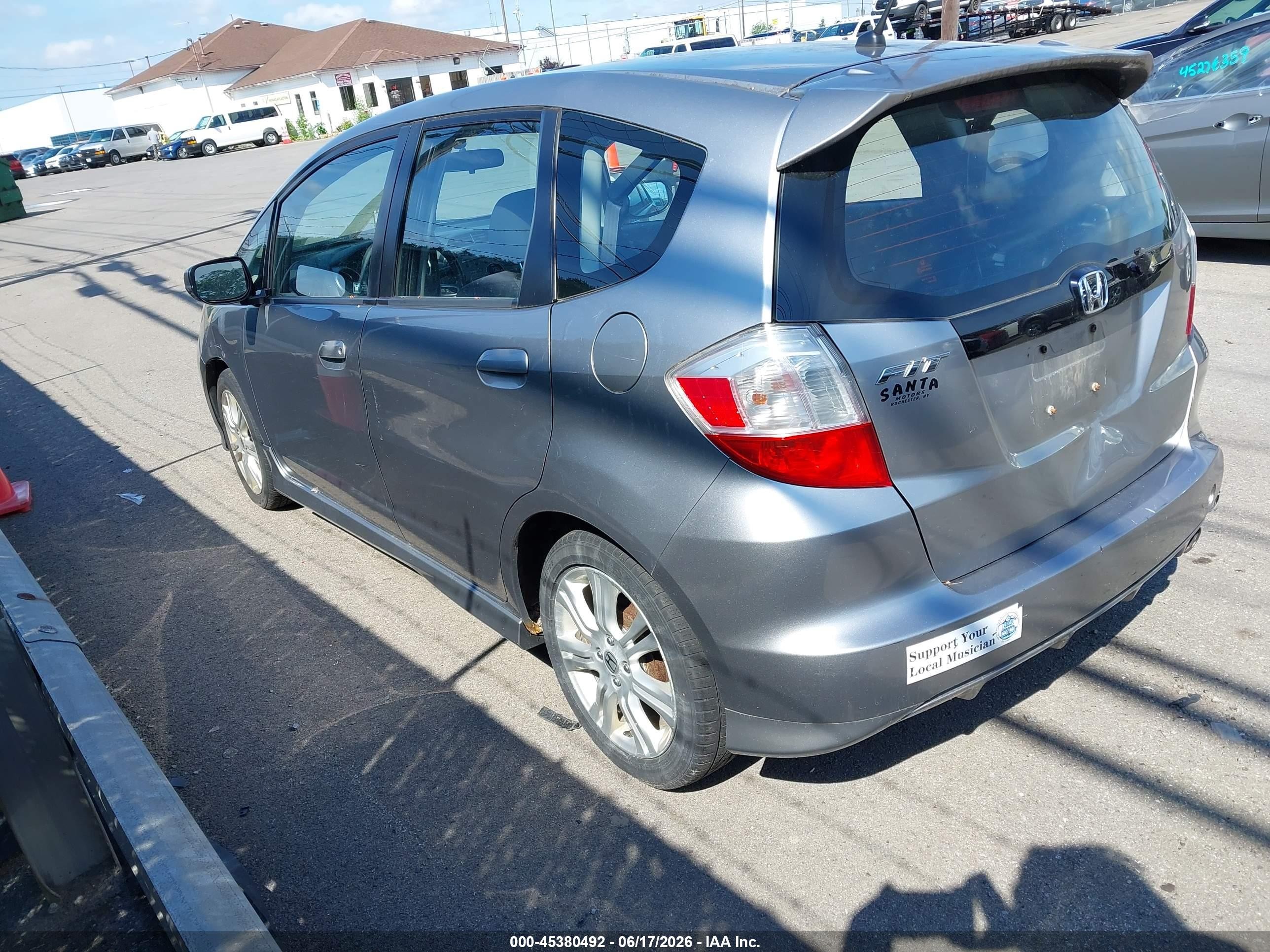 2010 Honda Fit Sport Silver vin: JHMGE8H45AC021947