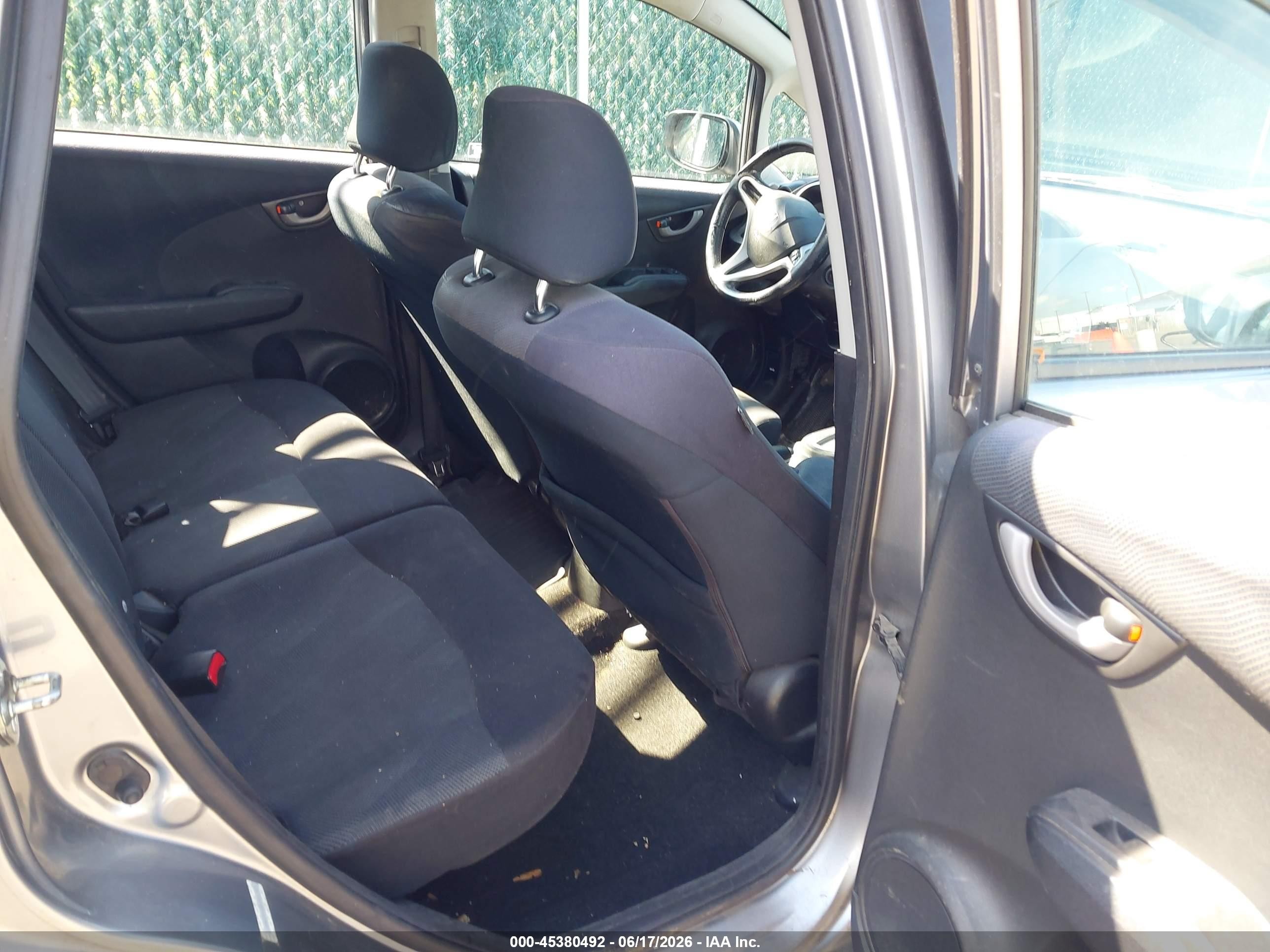 2010 Honda Fit Sport Silver vin: JHMGE8H45AC021947