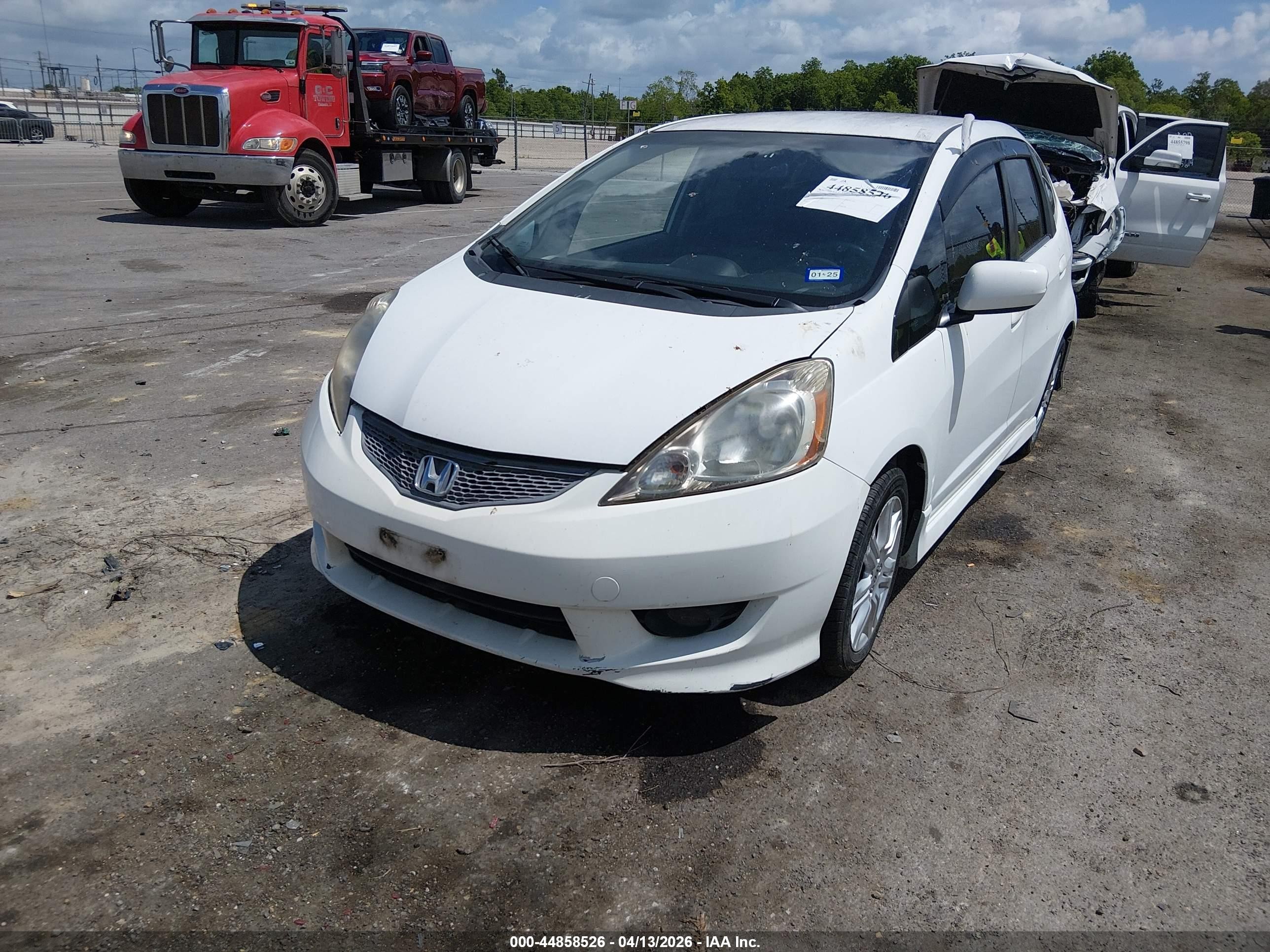 2010 Honda Fit Sport White vin: JHMGE8H46AC002677