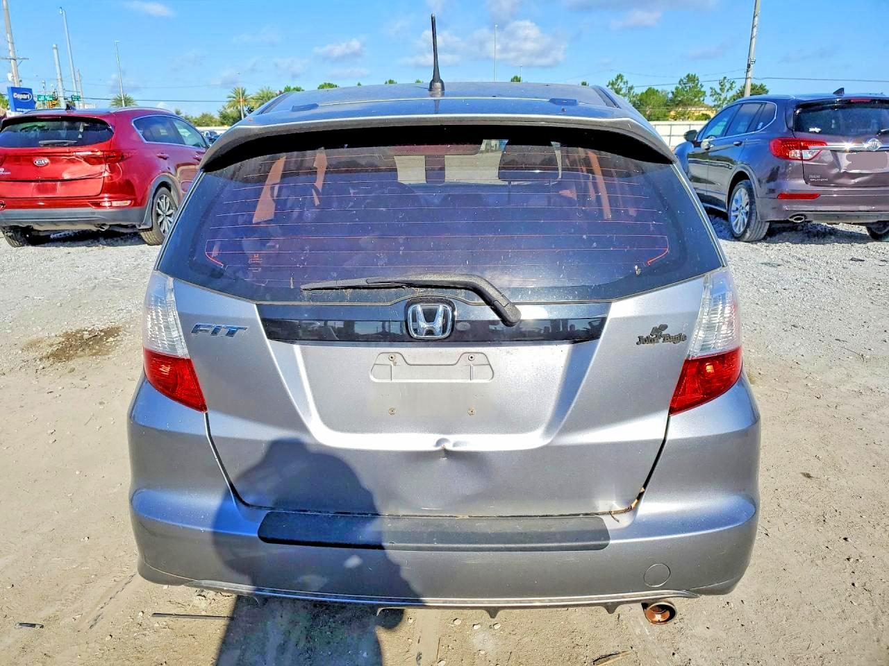 2010 Honda Fit Sport Silver vin: JHMGE8H46AC022573