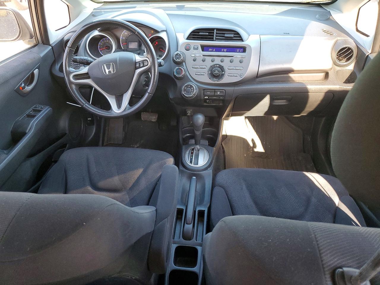 2010 Honda Fit Sport Silver vin: JHMGE8H46AC022573