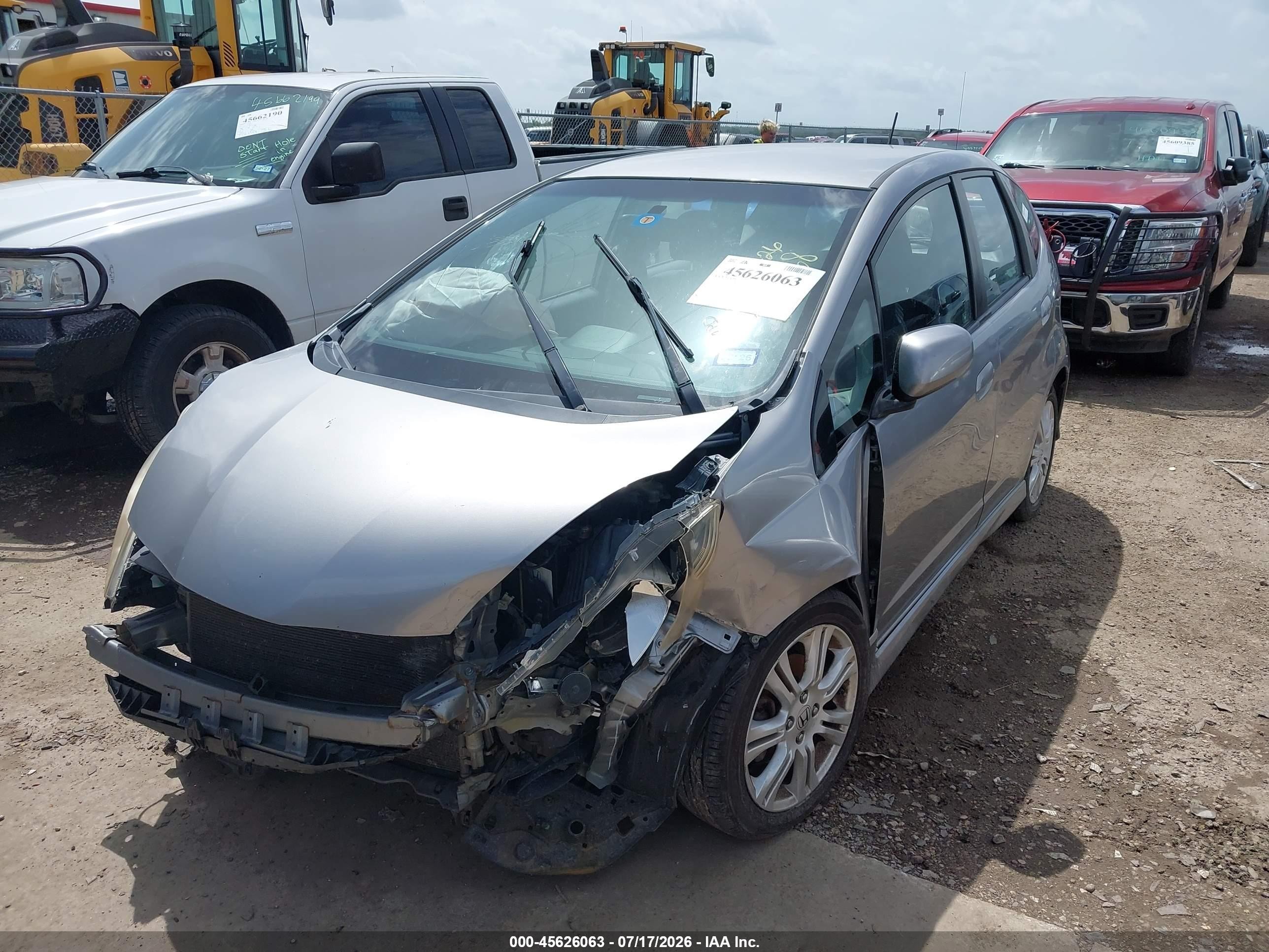 2010 Honda Fit Sport Silver vin: JHMGE8H46AS007755