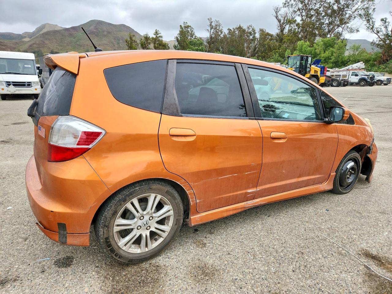 2010 Honda Fit Sport Оранжевый vin: JHMGE8H46AS021560