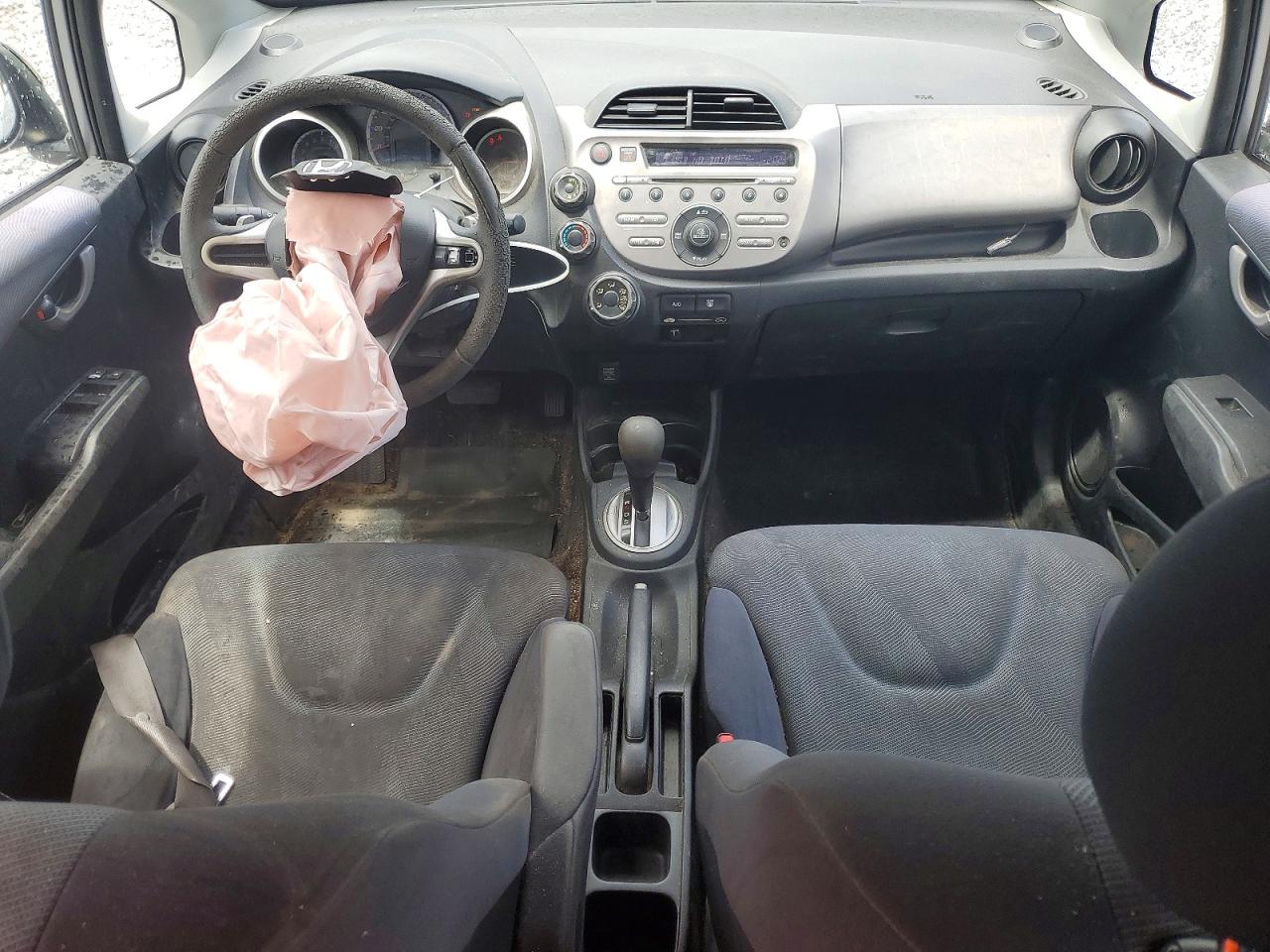 2010 Honda Fit Sport Silver vin: JHMGE8H47AC002235