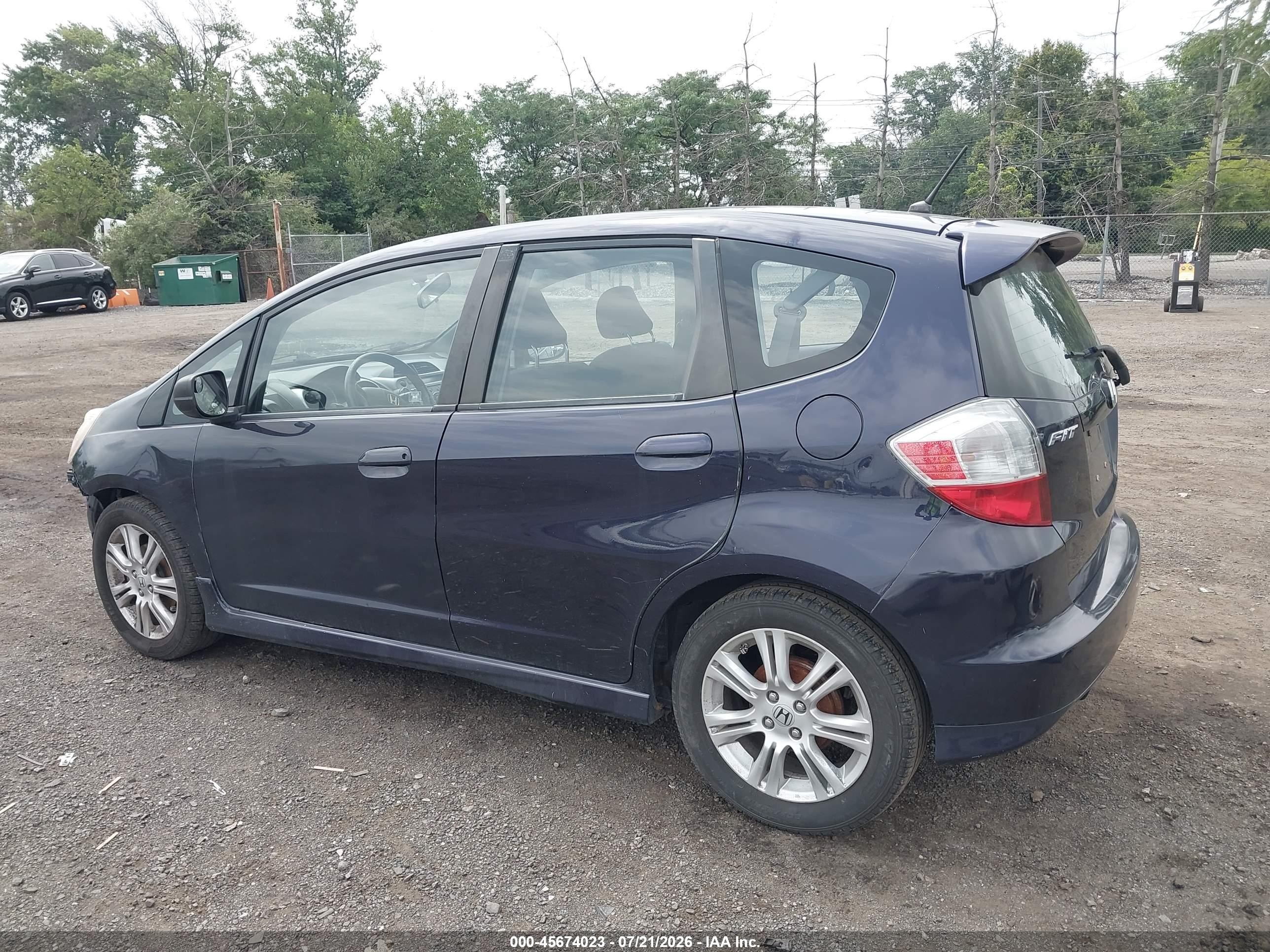 2010 Honda Fit Sport Blue vin: JHMGE8H47AC008519